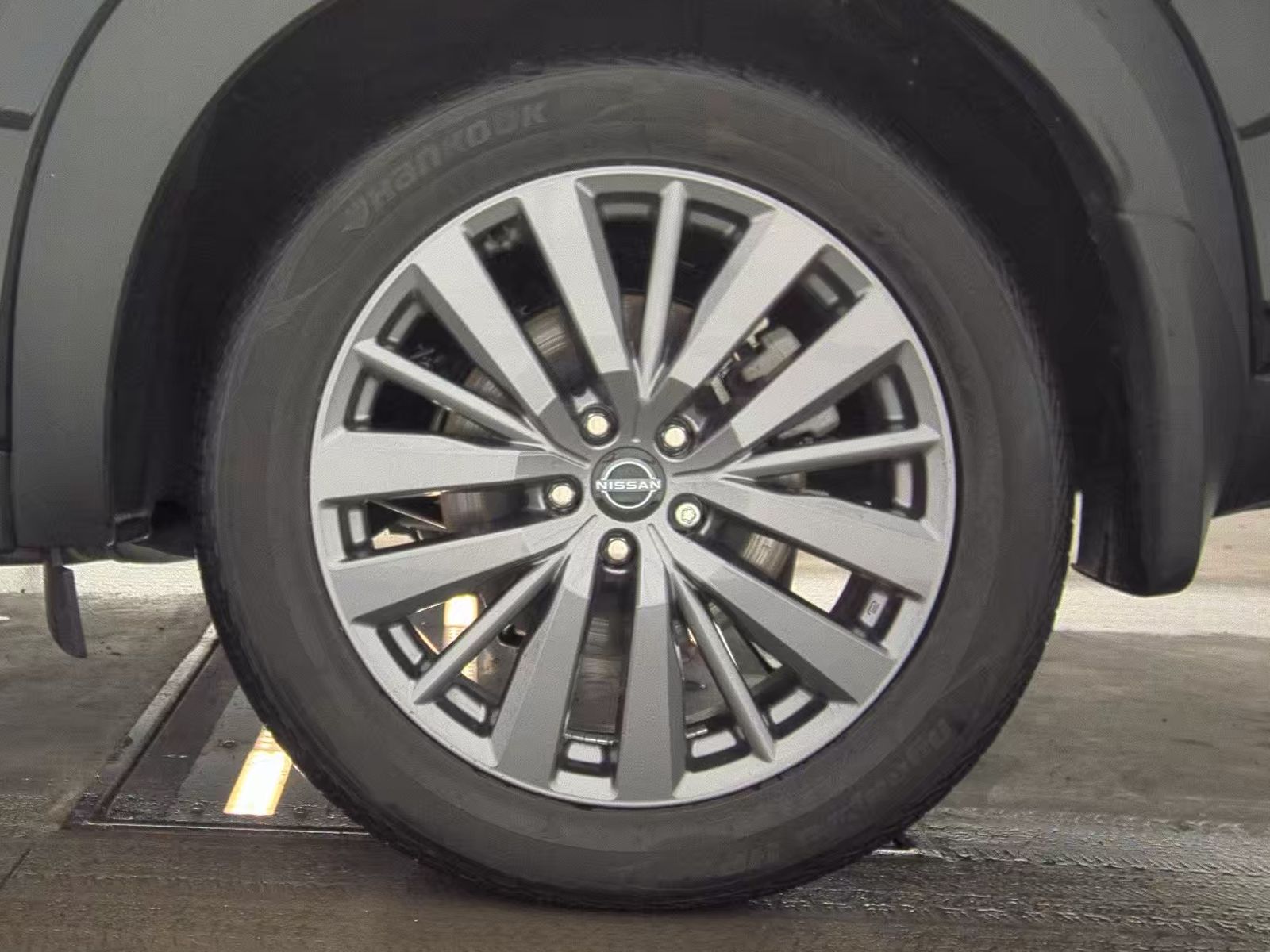 2024 Nissan Pathfinder SL AWD