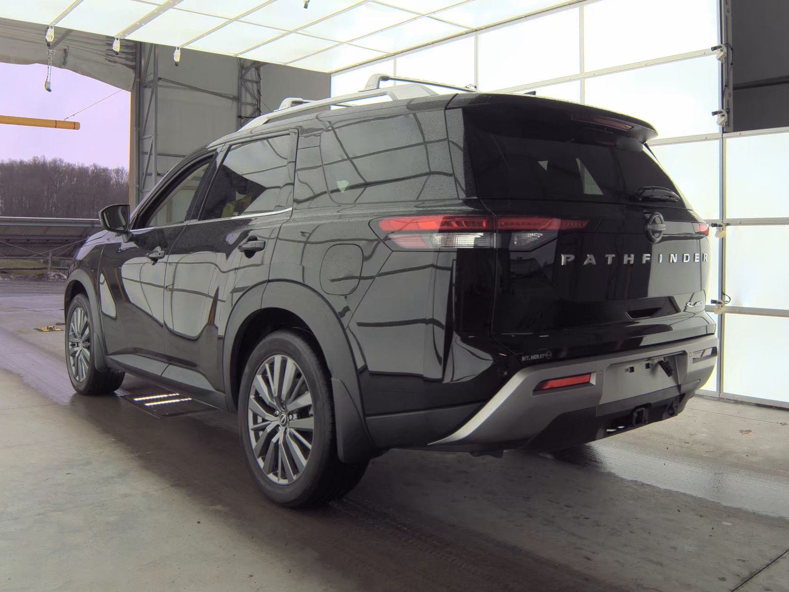 2024 Nissan Pathfinder SL AWD