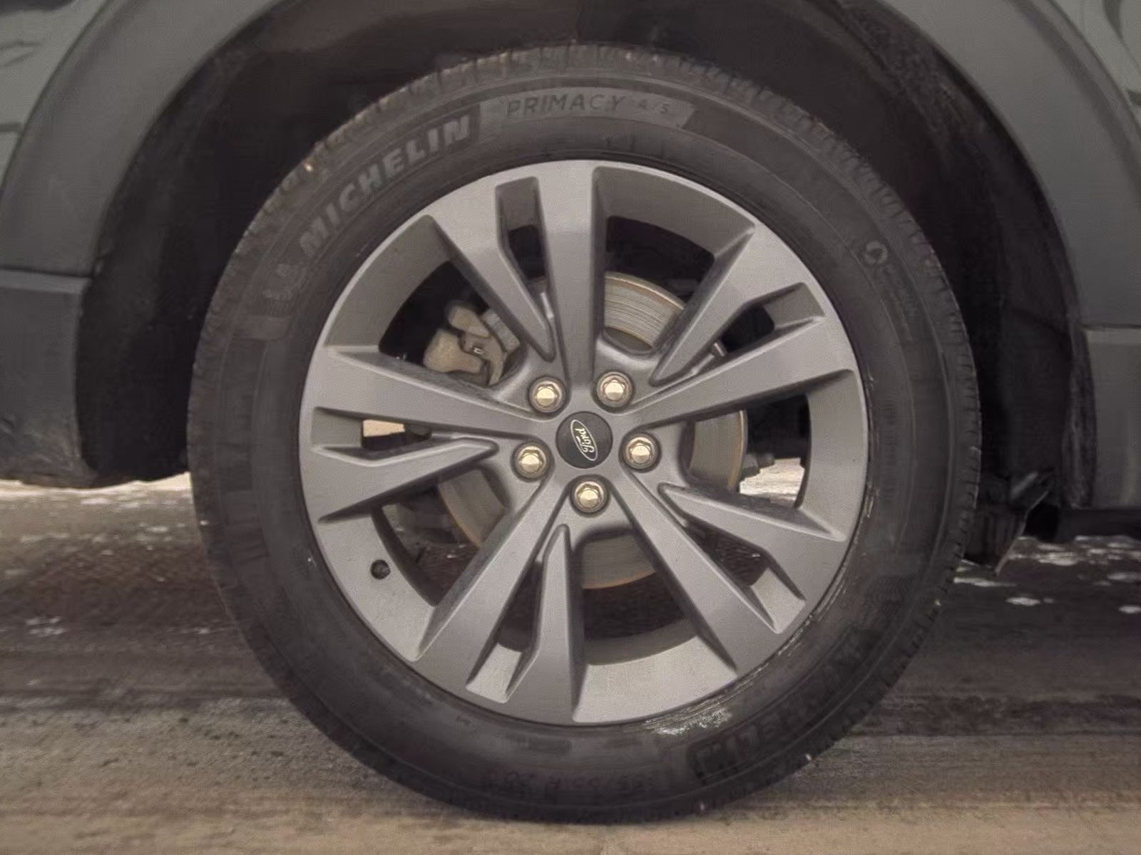 2023 Ford Explorer XLT AWD