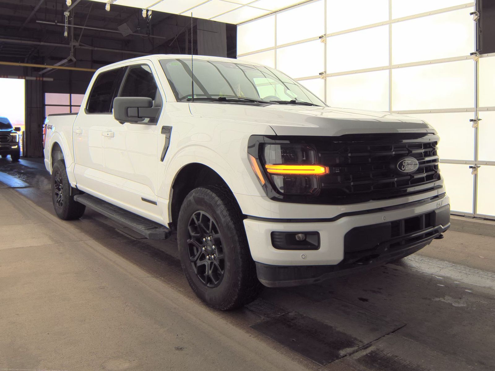 2024 Ford F-150 Hybrid XLT AWD