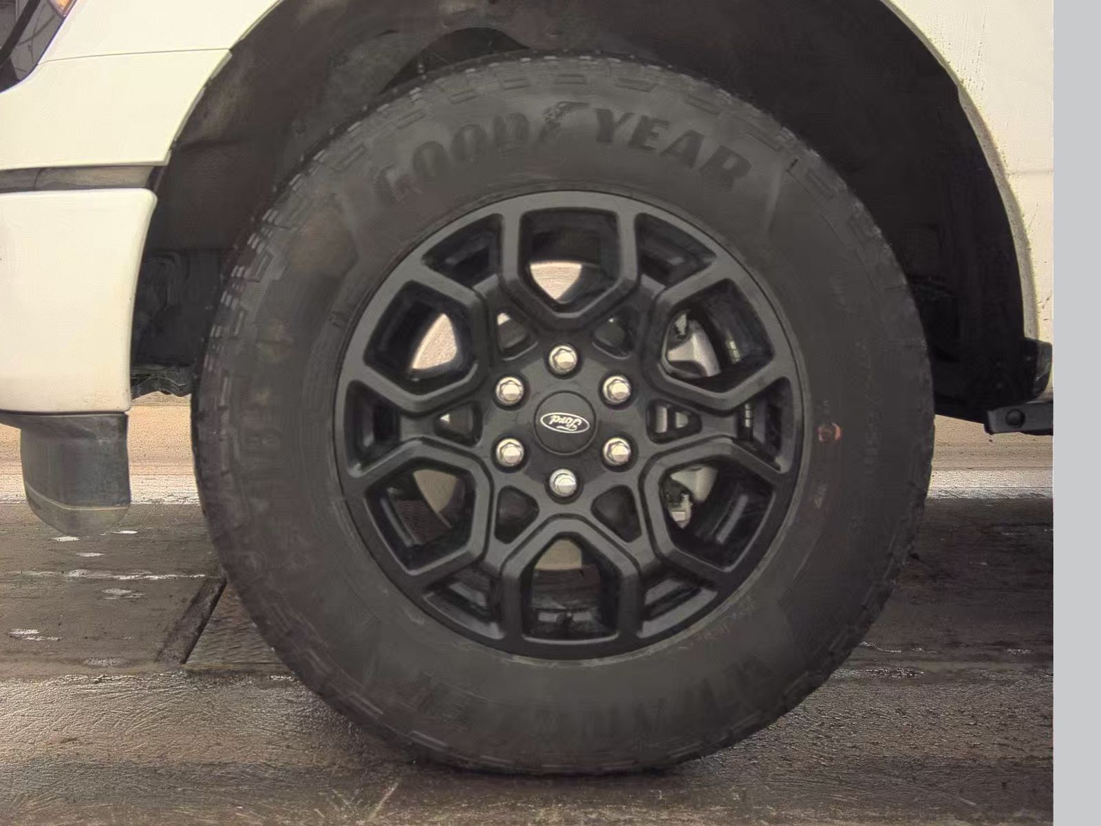 2024 Ford F-150 Hybrid XLT AWD