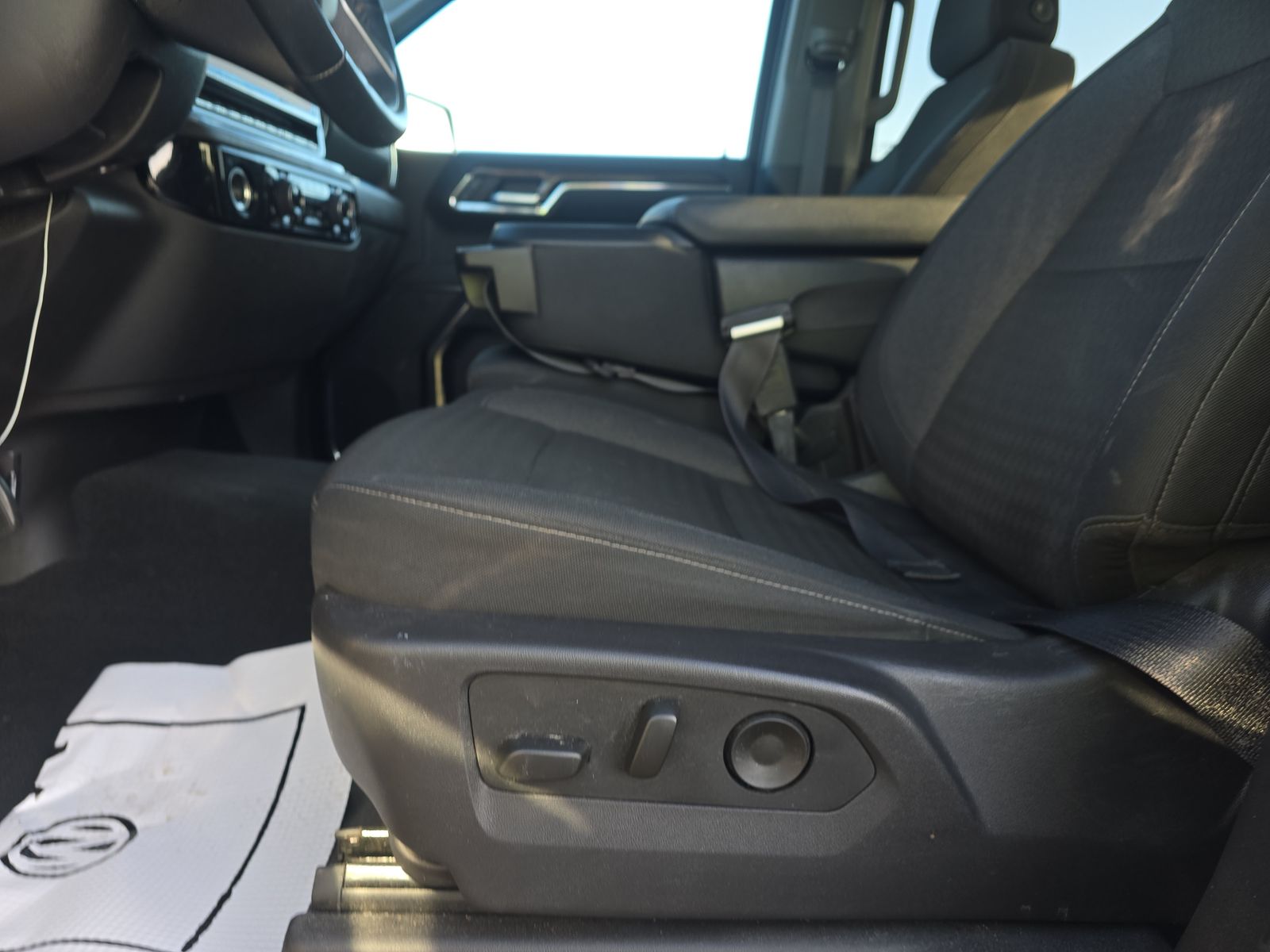 2024 Chevrolet Silverado 1500 LT AWD