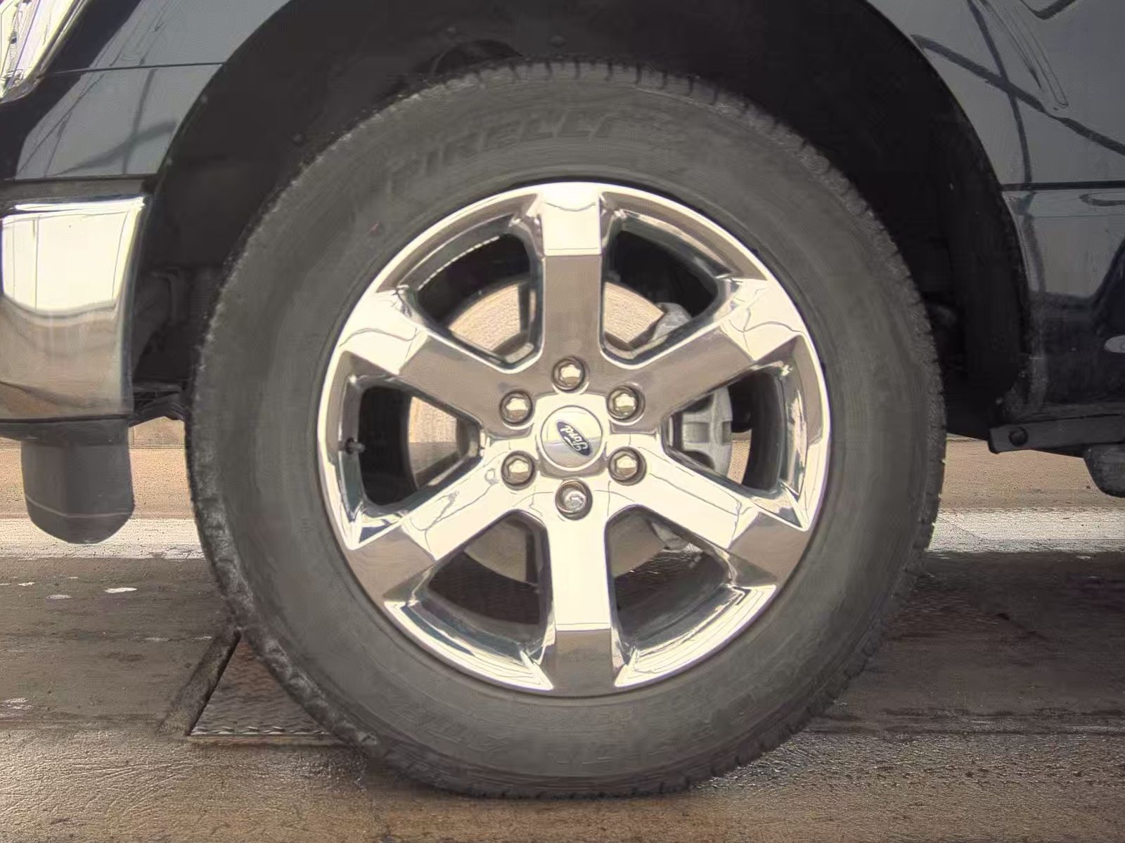 2023 Ford F-150 XLT AWD