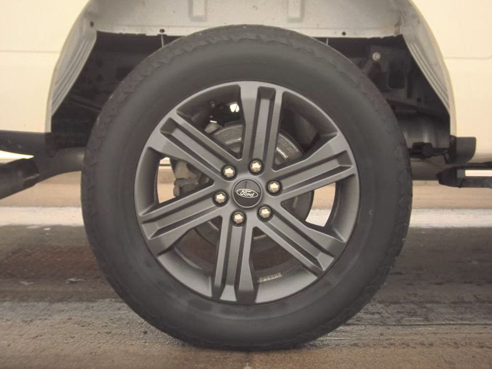 2023 Ford F-150 Hybrid Lariat AWD