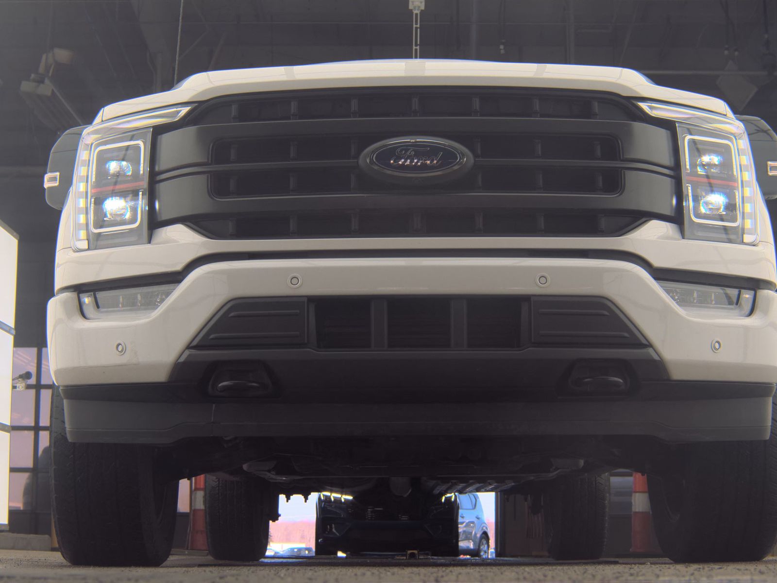 2023 Ford F-150 Hybrid Lariat AWD