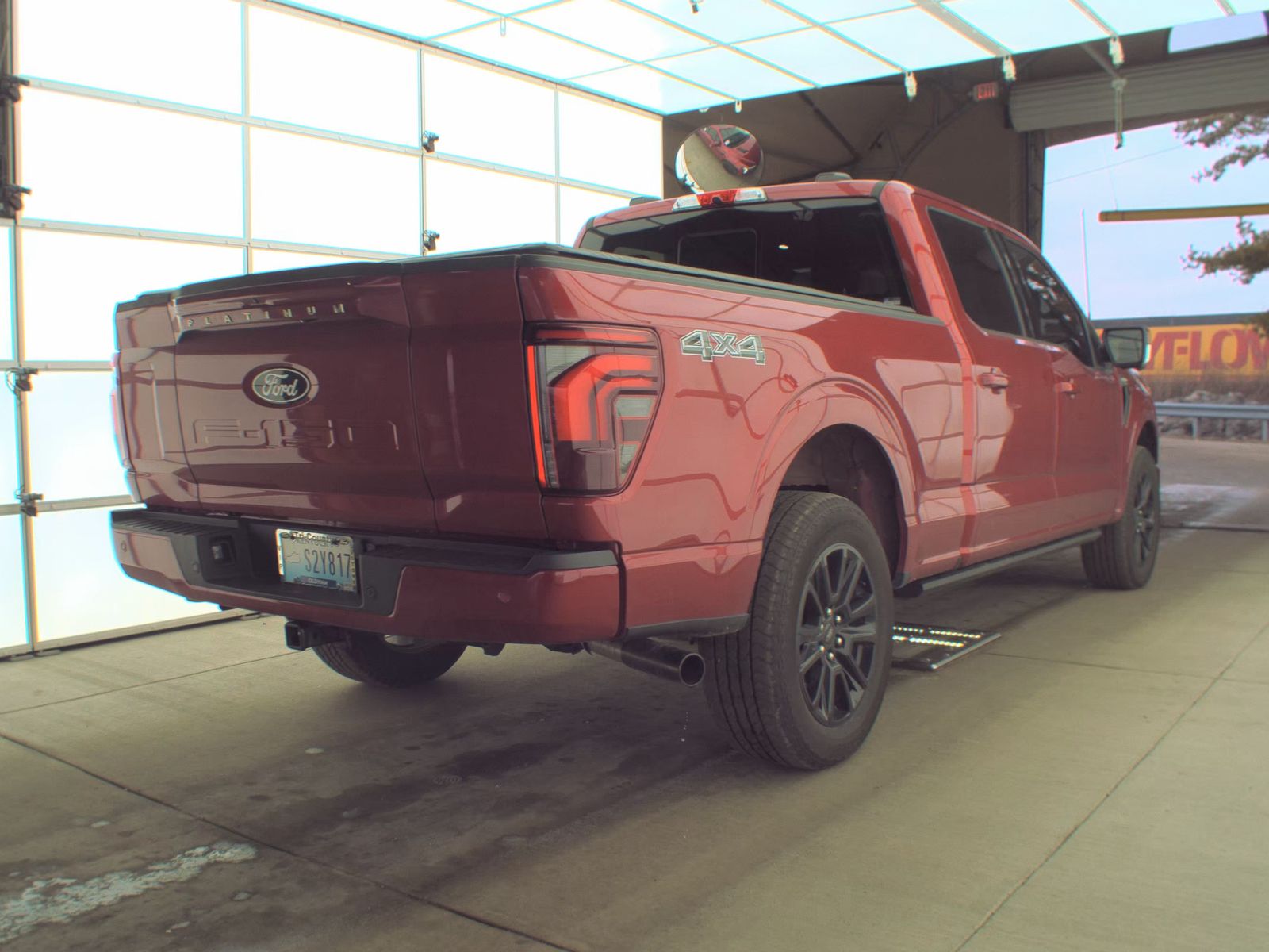 2025 Ford F-150 Platinum AWD