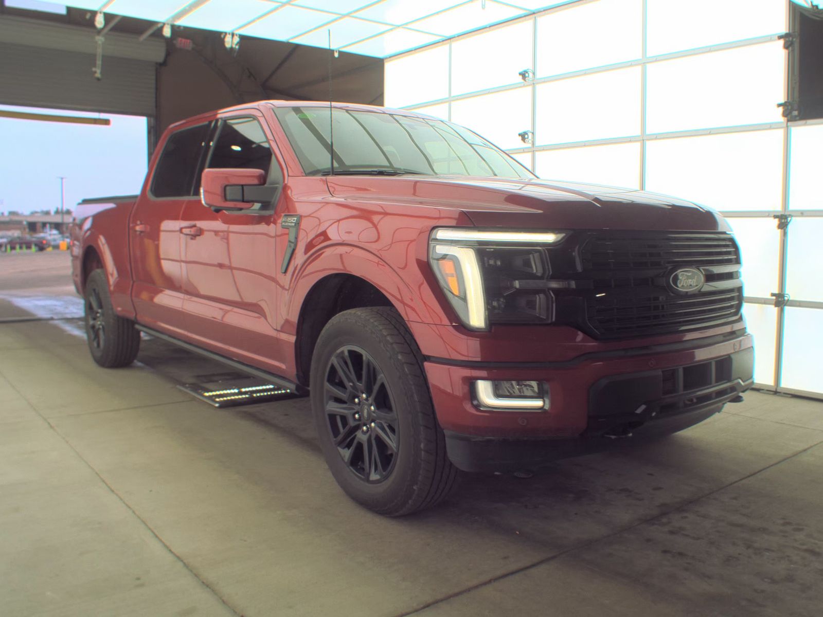 2025 Ford F-150 Platinum AWD