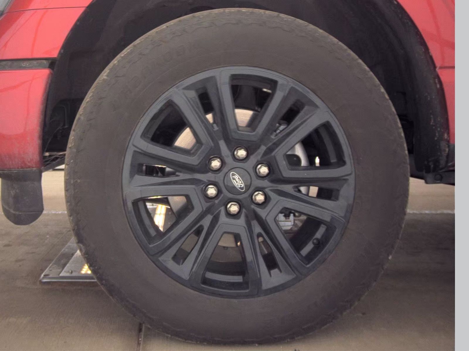 2025 Ford F-150 Platinum AWD