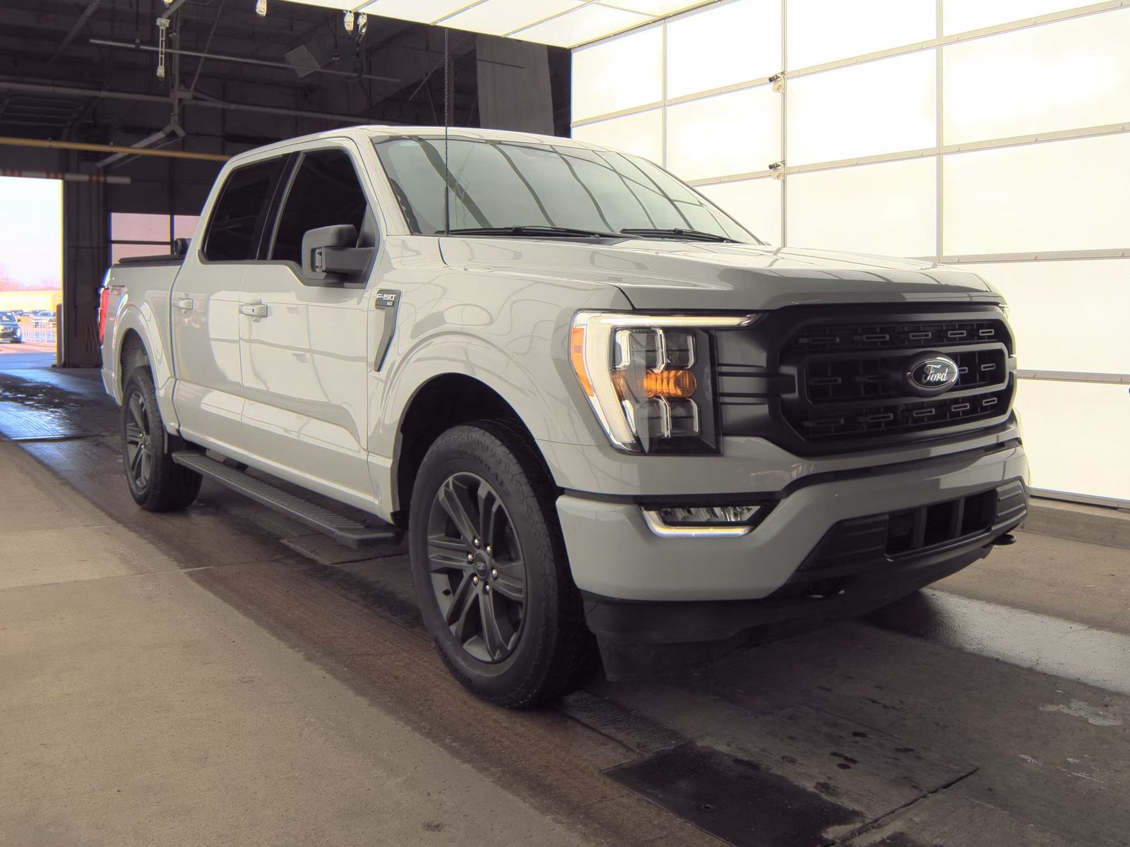2023 Ford F-150 XLT AWD