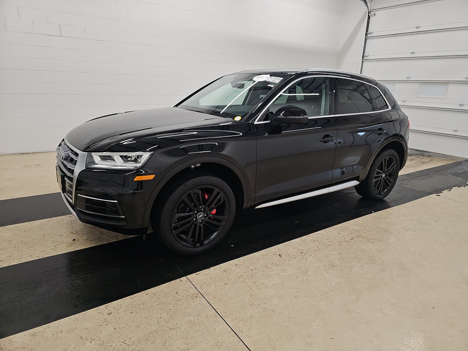 2020 Audi Q5 Premium Plus's photo