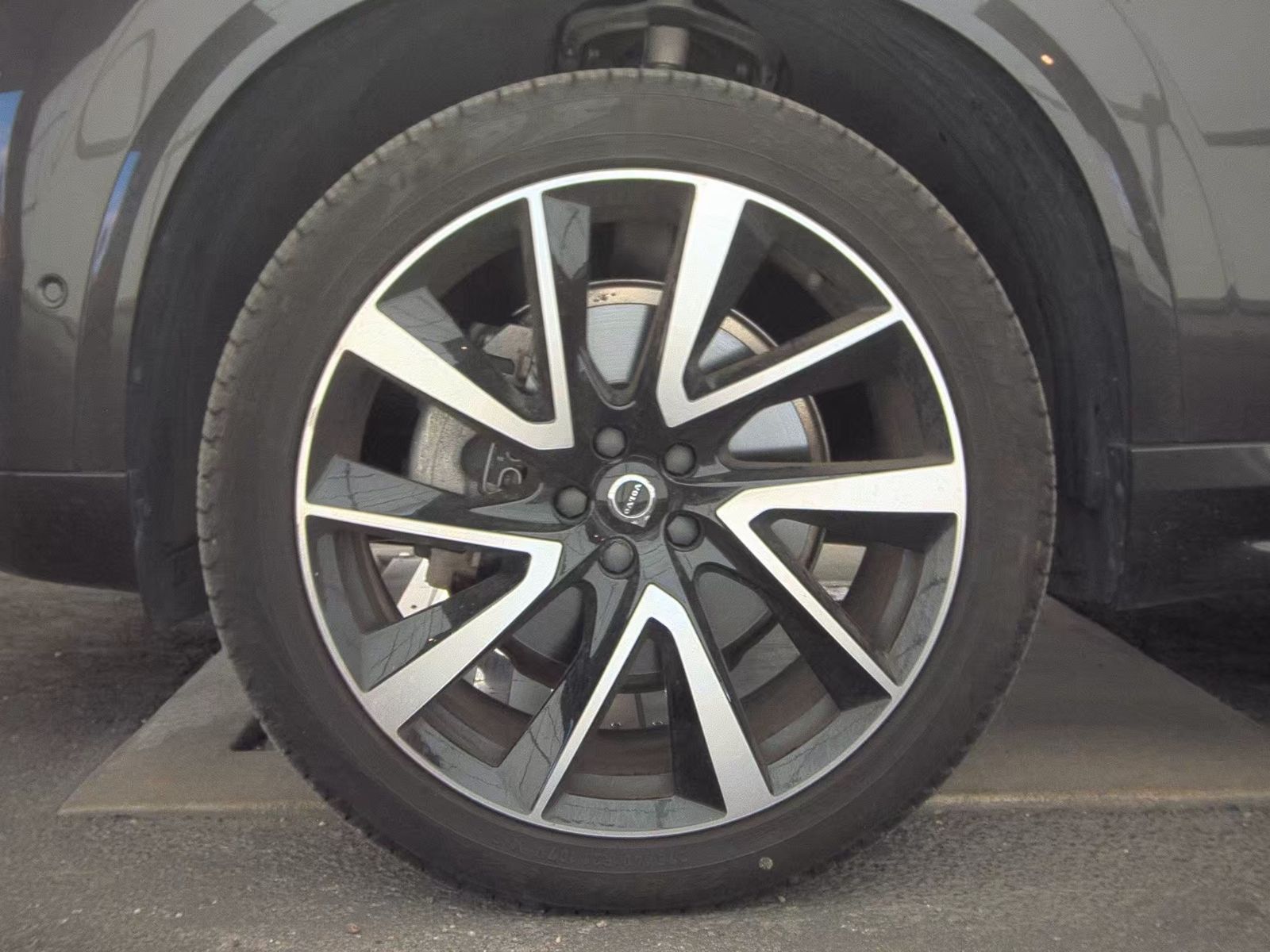 2024 Volvo XC90 B6 Ultimate AWD