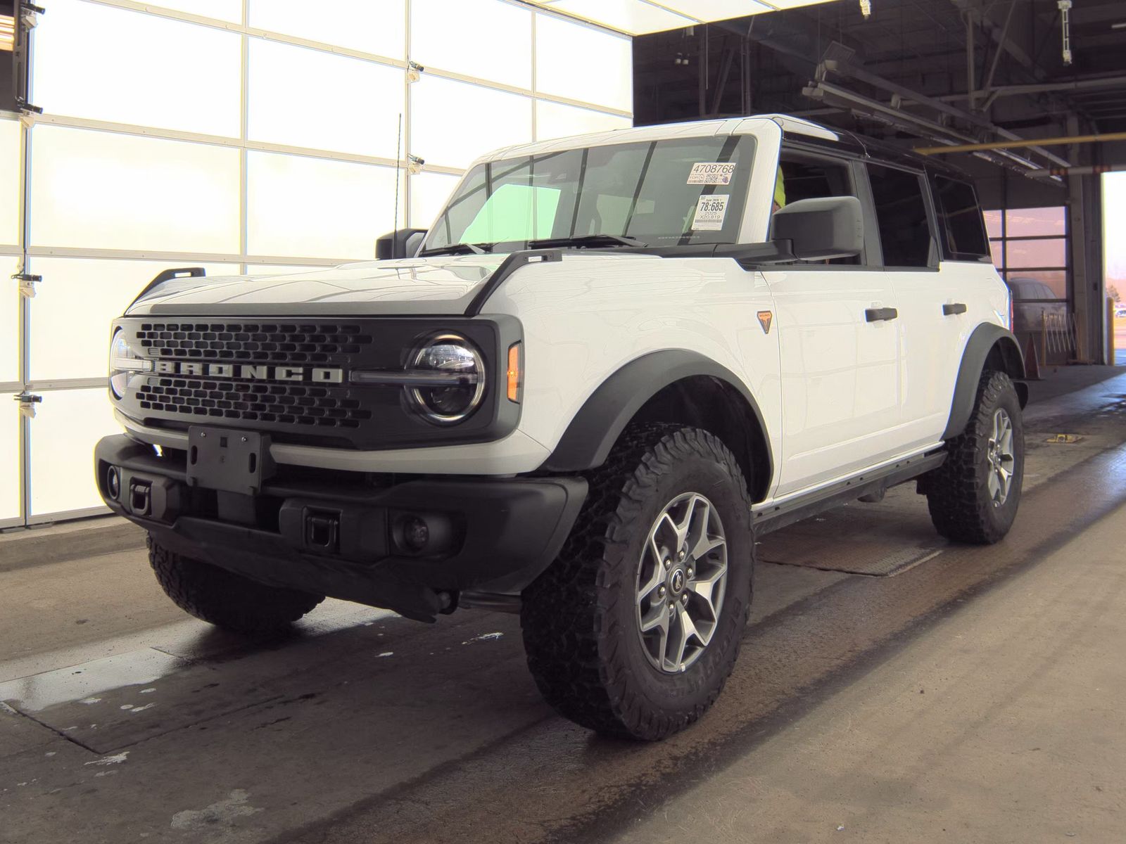 FORD BRONCO - 1