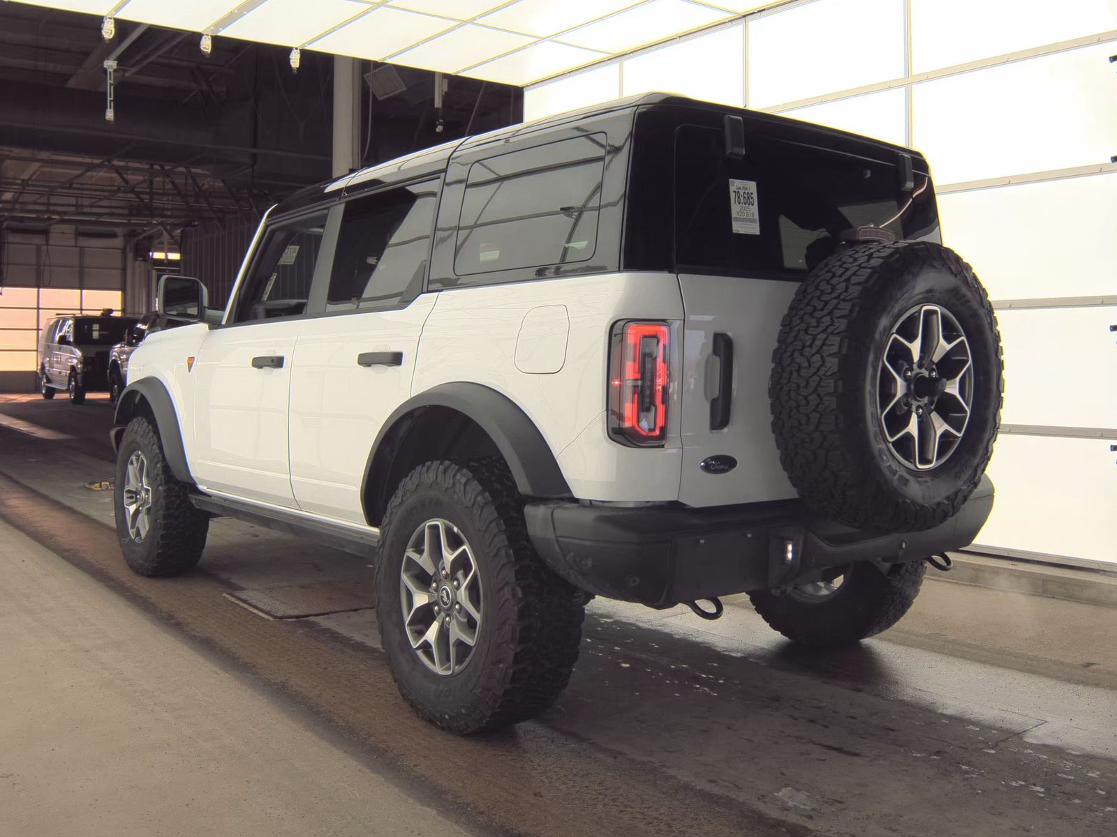 FORD BRONCO - 9