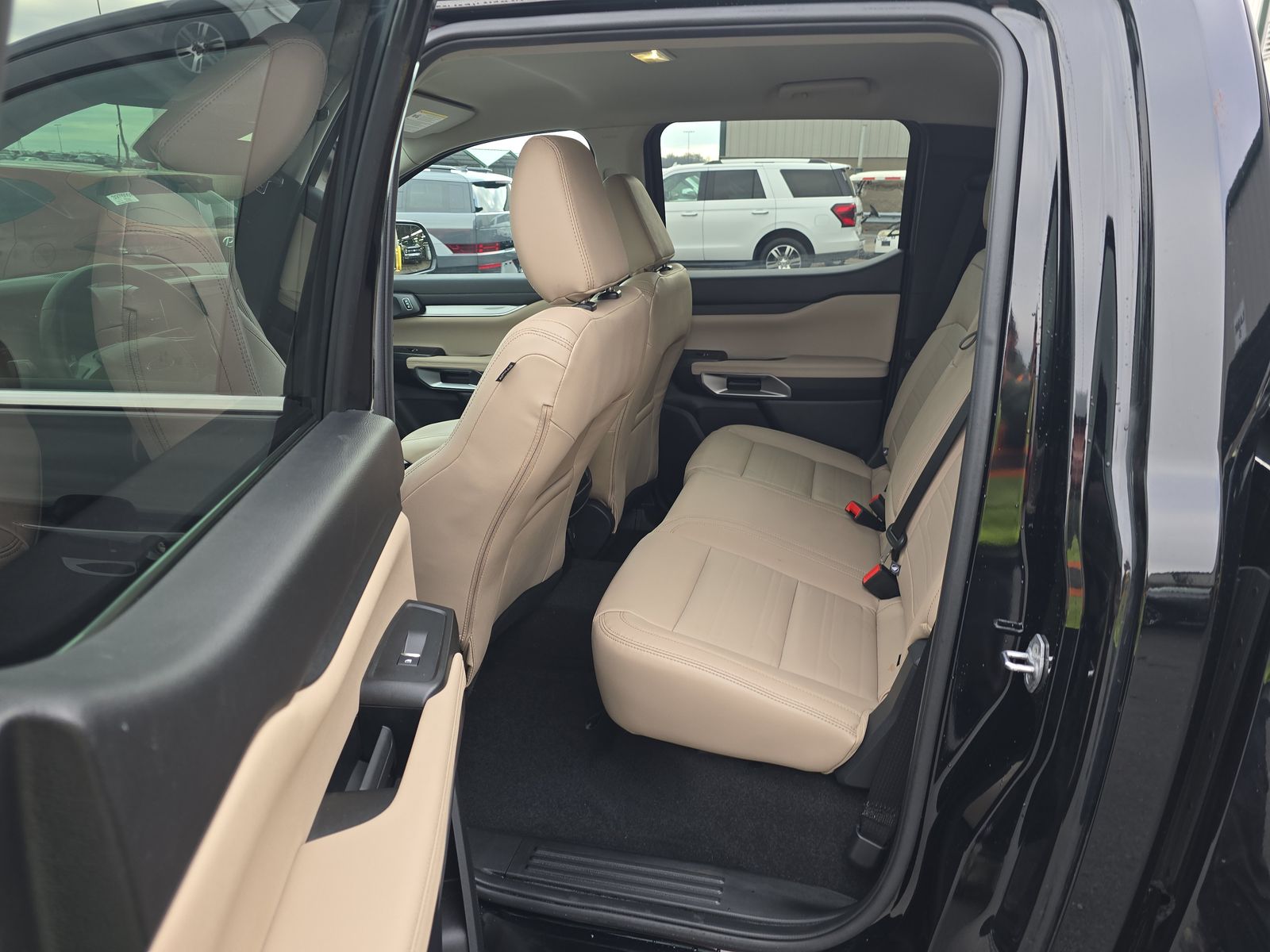 2025 Ford Ranger LARIAT AWD