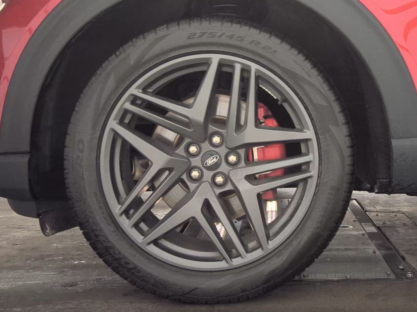 2025 Ford Explorer ST-Line AWD