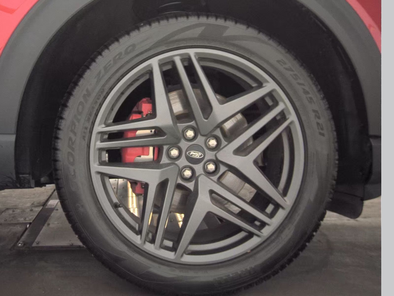 2025 Ford Explorer ST-Line AWD