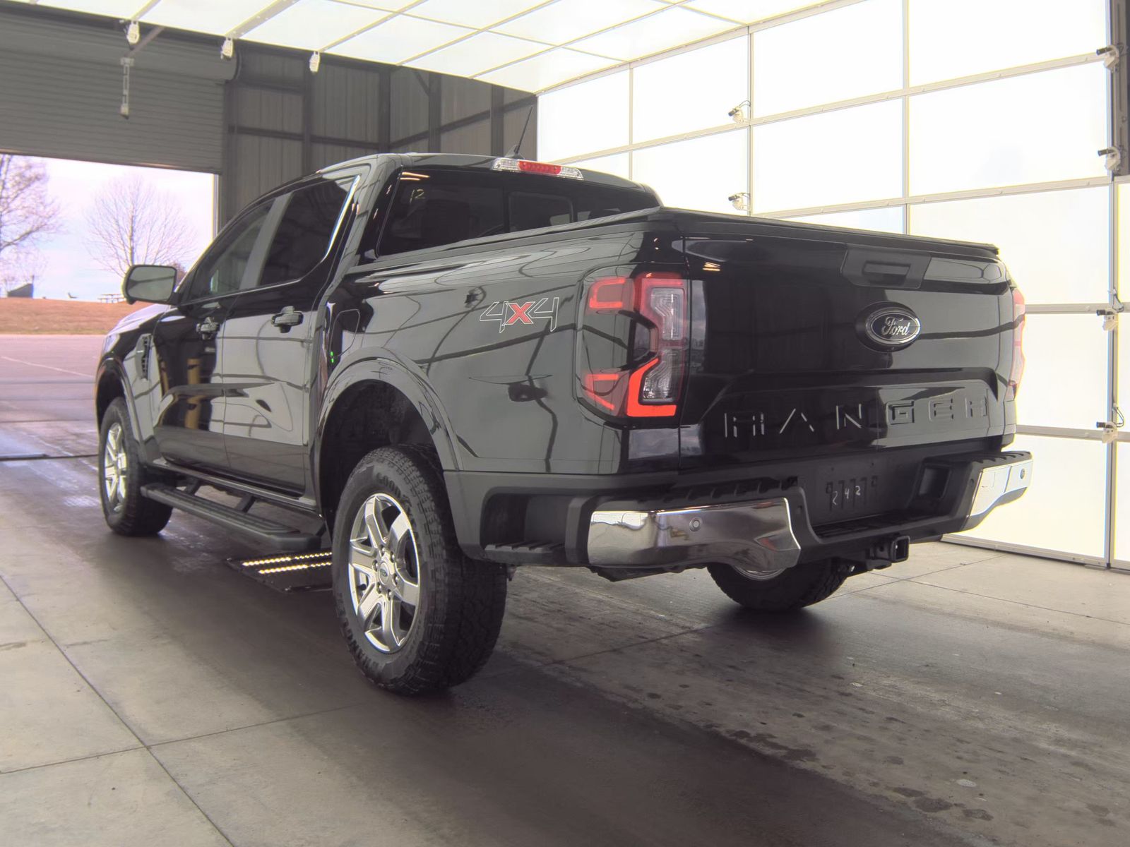 2025 Ford Ranger LARIAT AWD