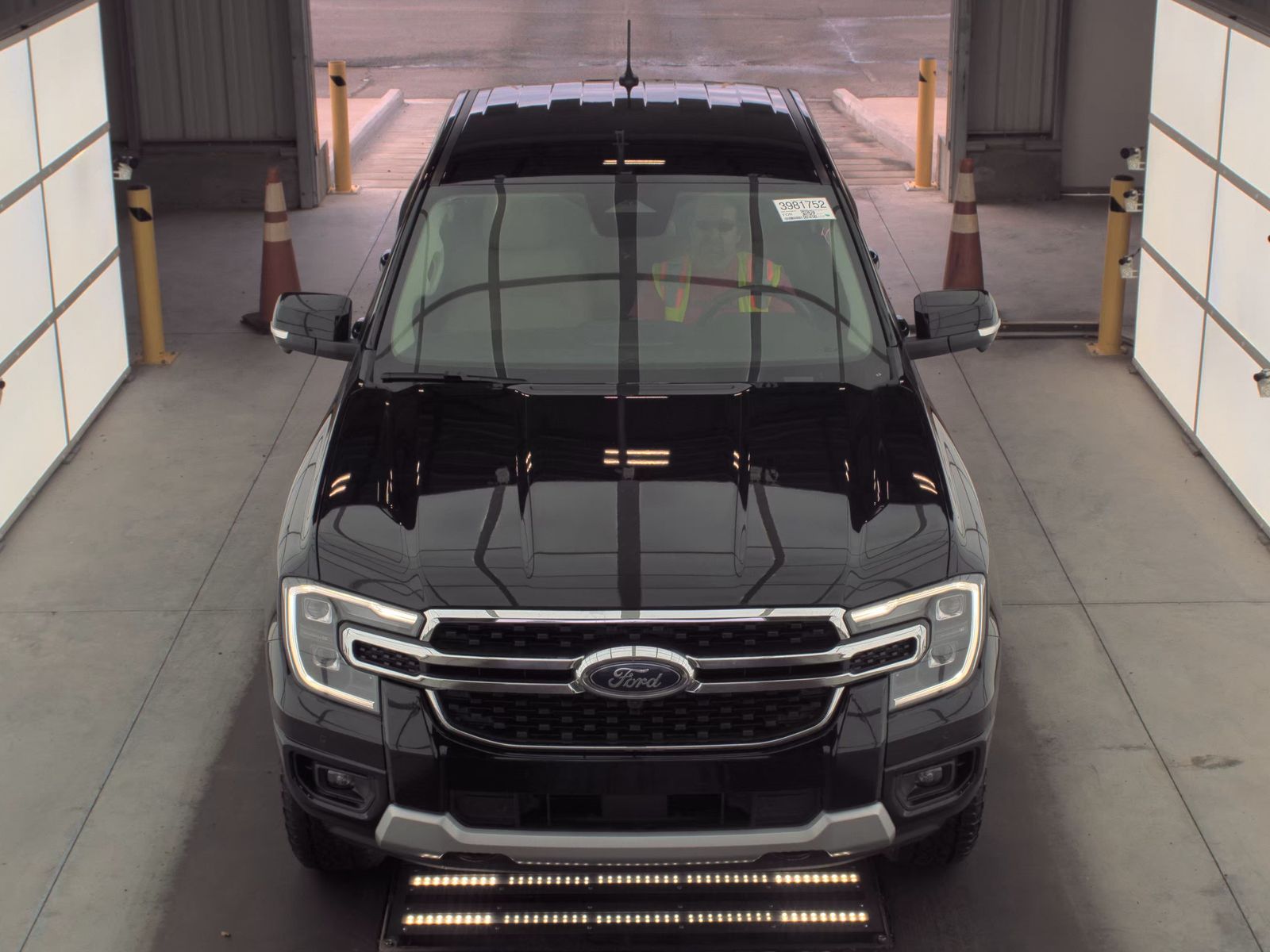 2025 Ford Ranger LARIAT AWD