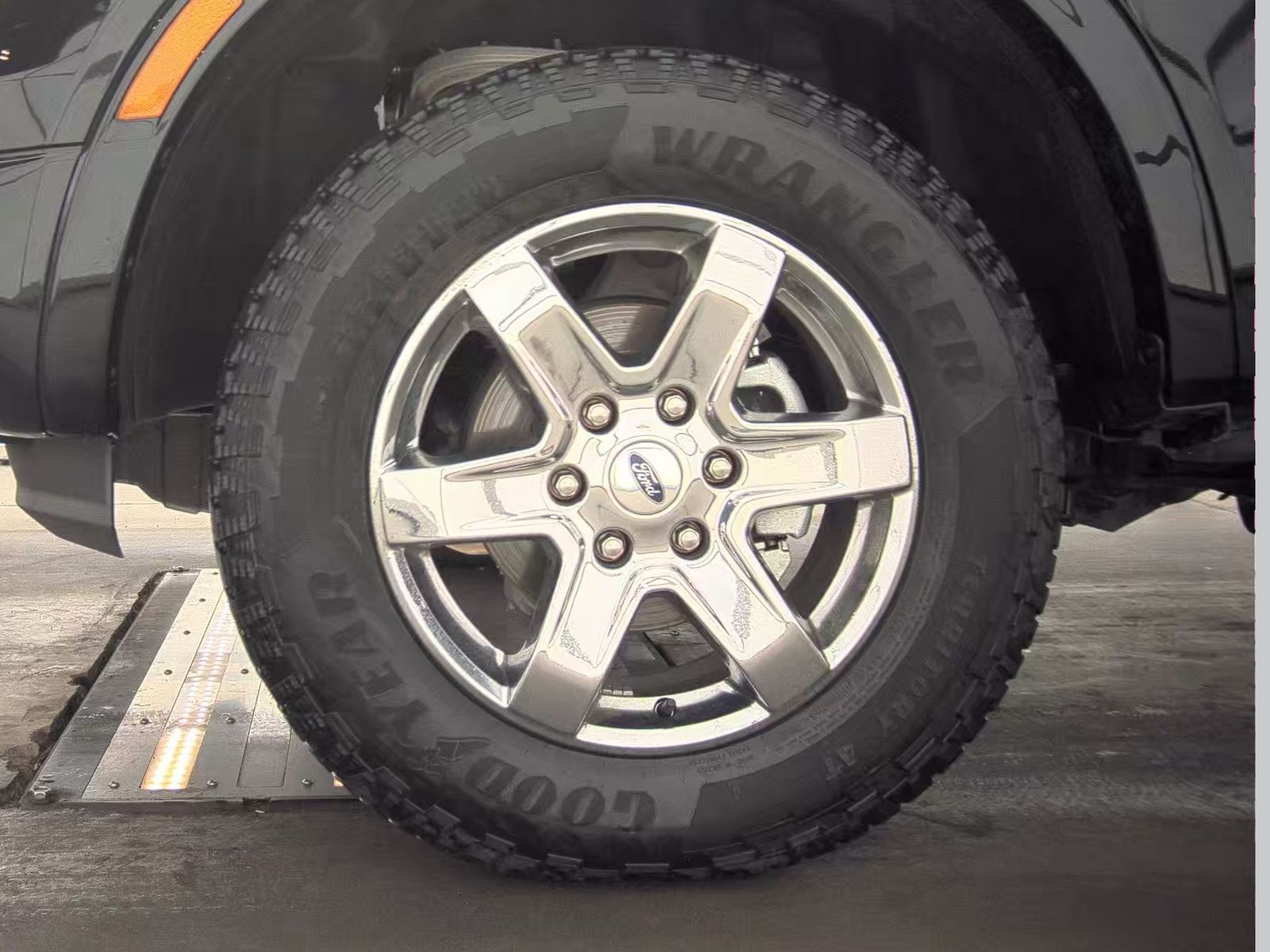 2025 Ford Ranger LARIAT AWD