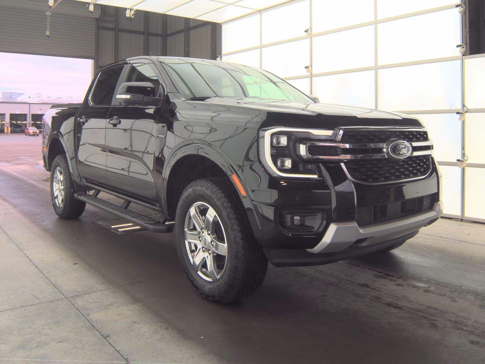 2025 Ford Ranger LARIAT AWD