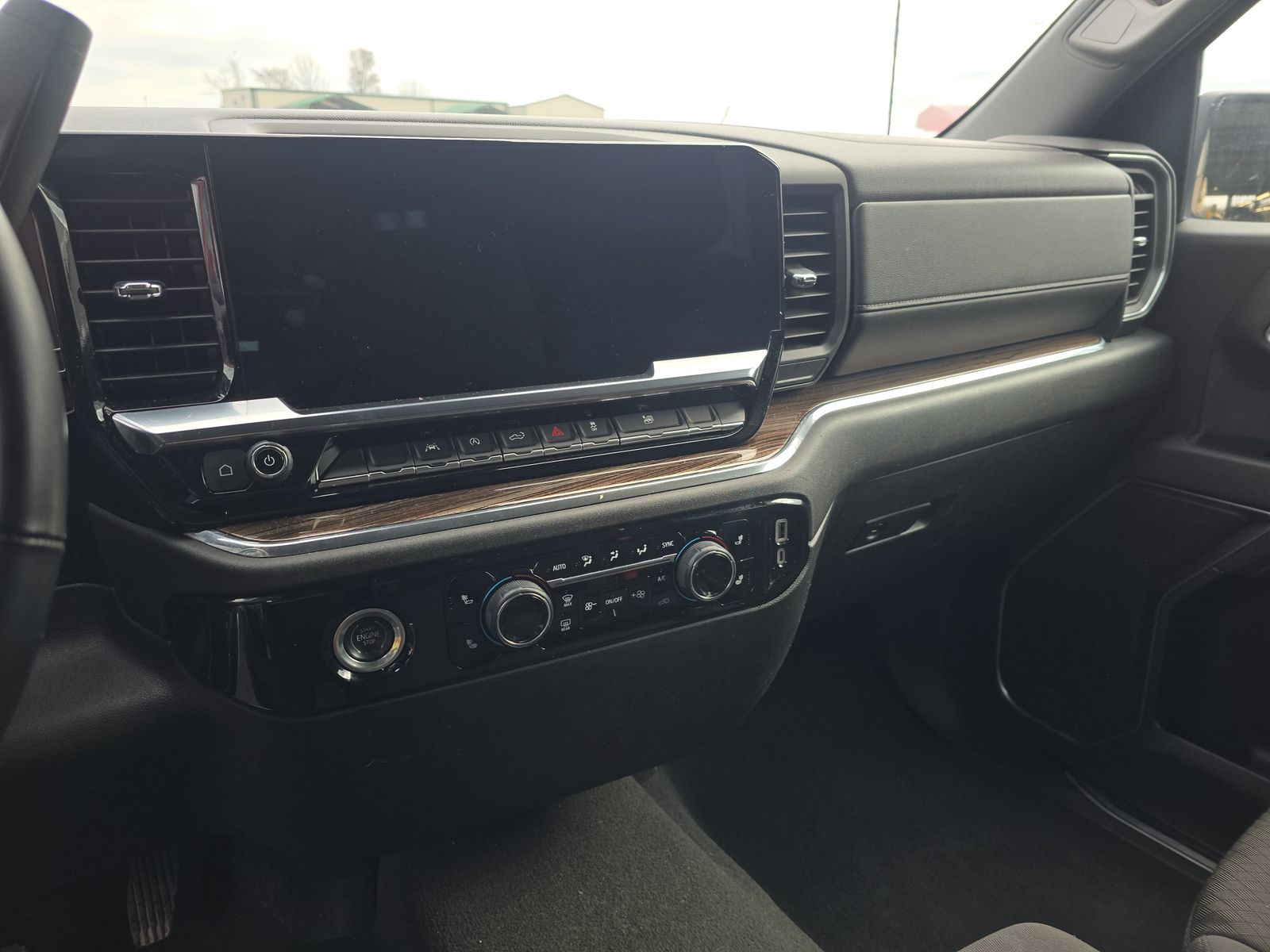 2023 Chevrolet Silverado 1500 LT AWD