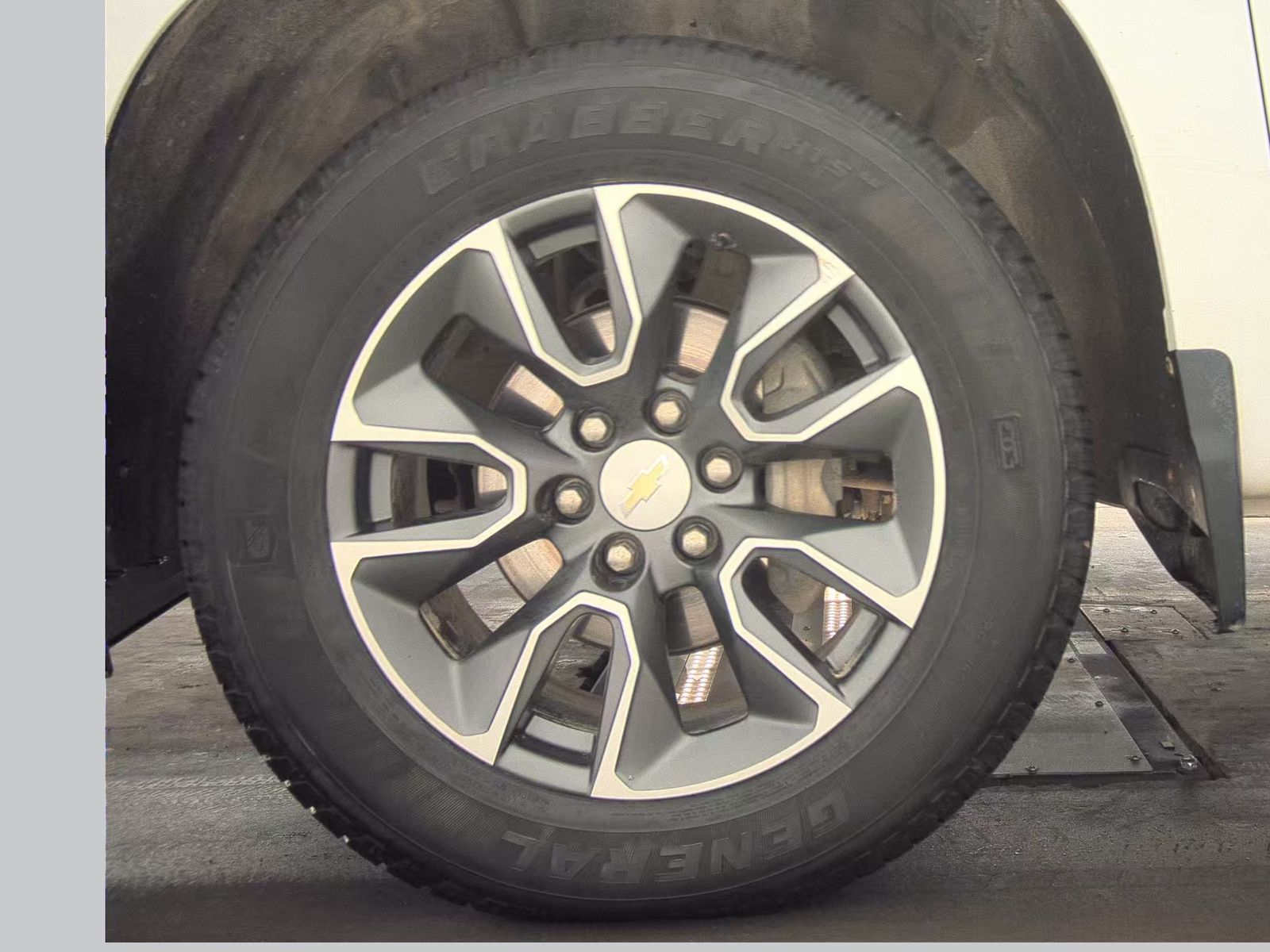 2023 Chevrolet Silverado 1500 LT AWD