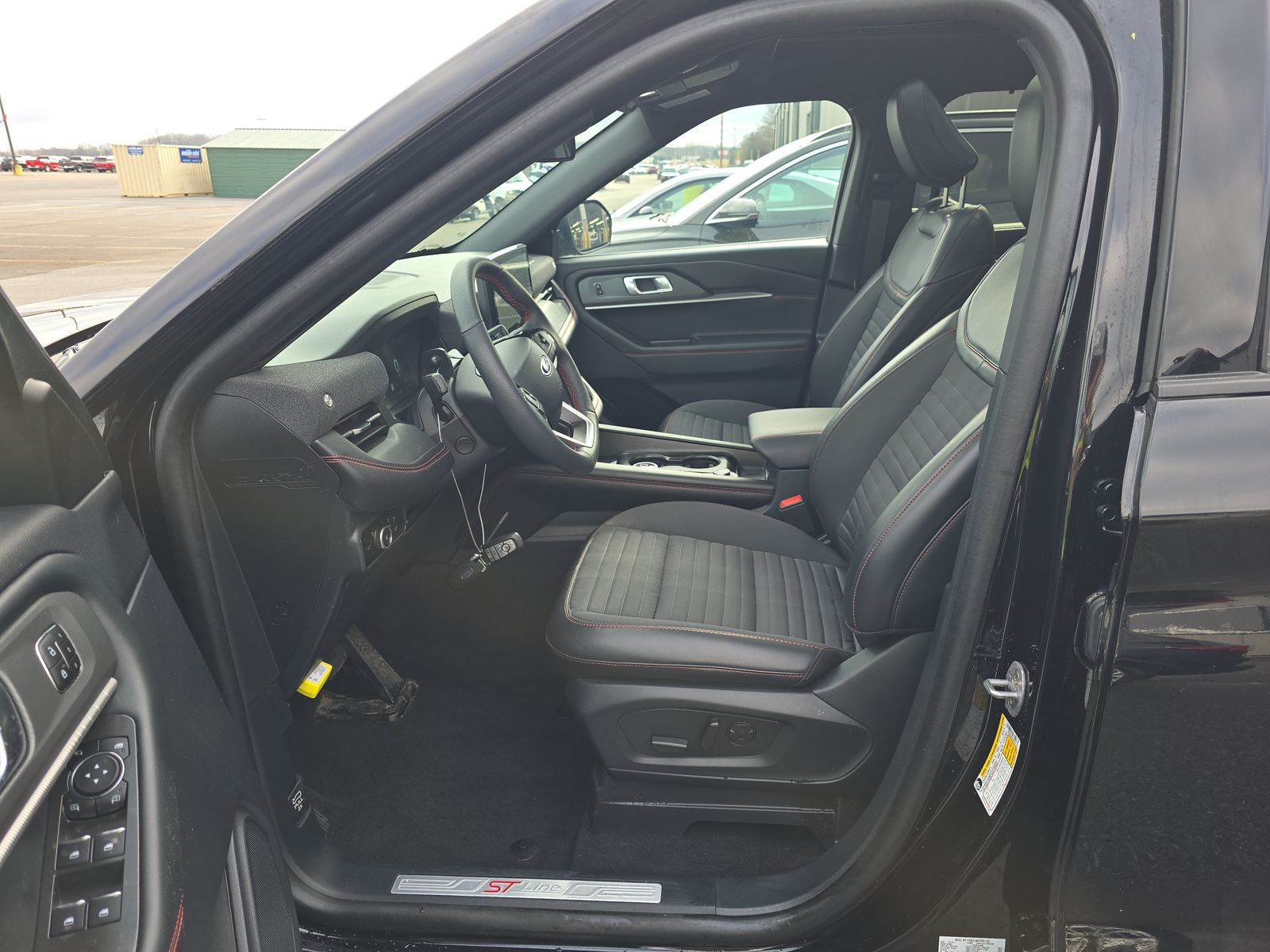 2025 Ford Explorer ST-Line AWD