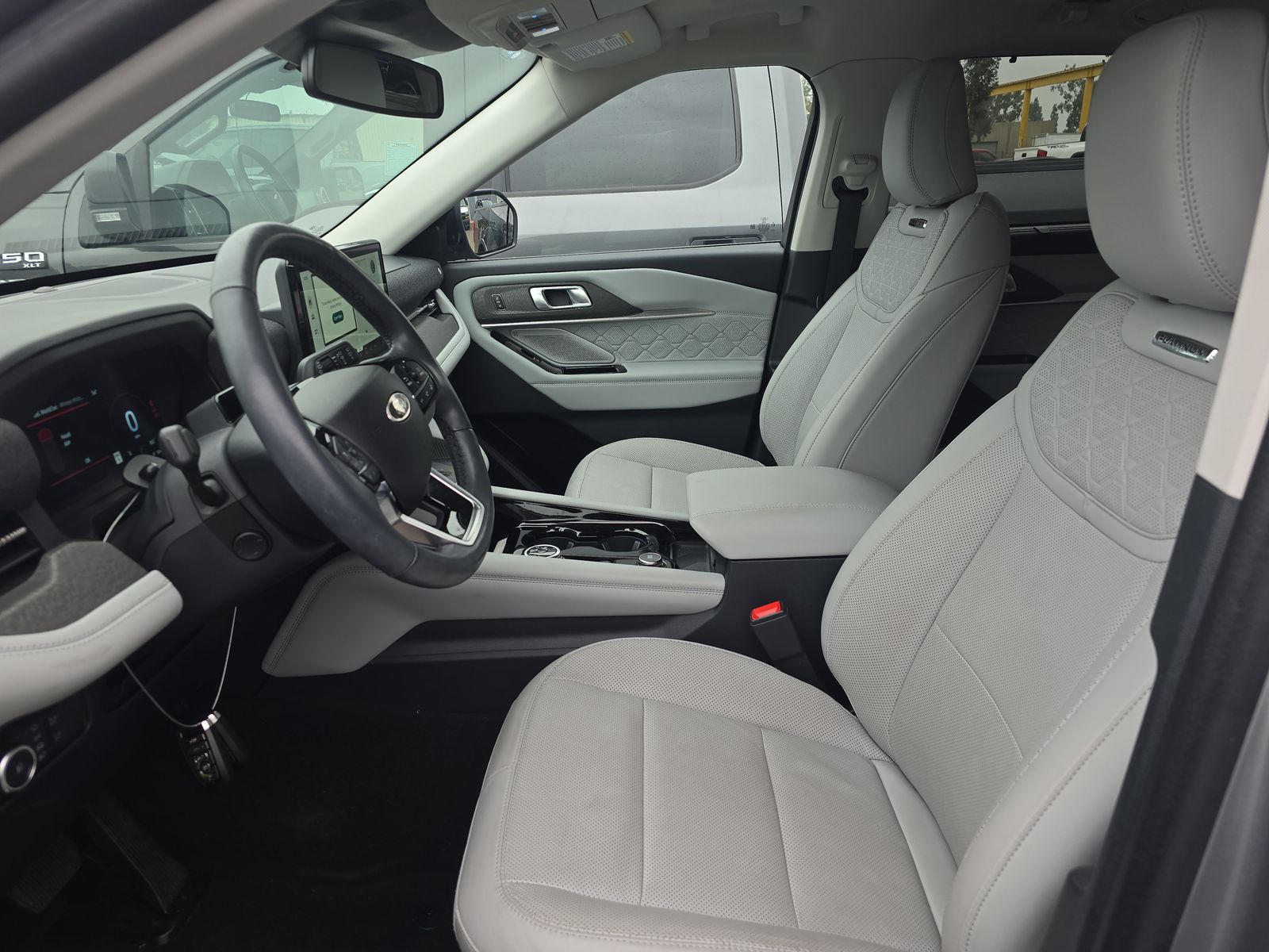 2025 Ford Explorer Platinum AWD