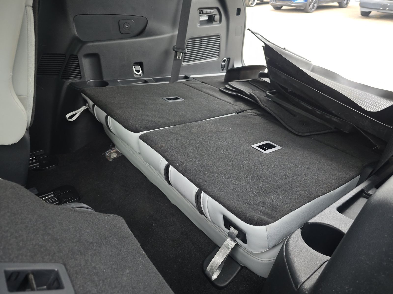 2025 Ford Explorer Platinum AWD