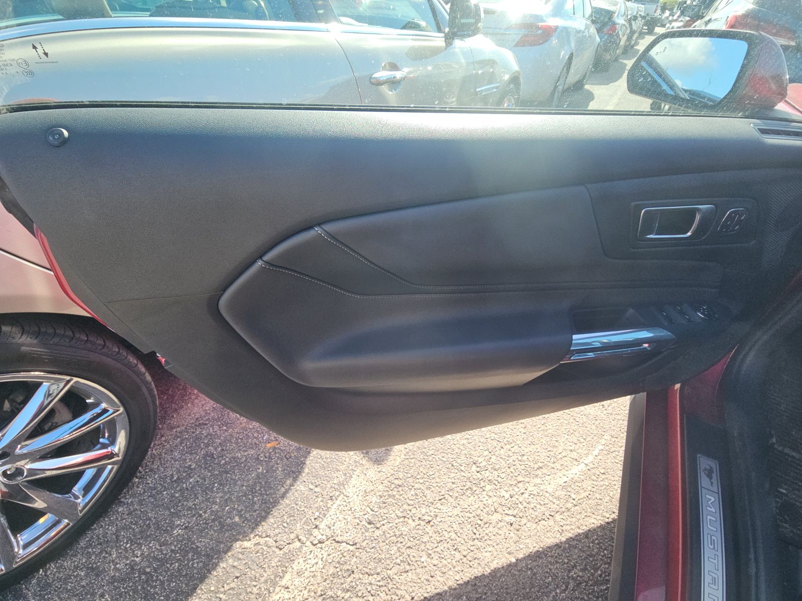 2025 Ford Mustang EcoBoost Premium FWD