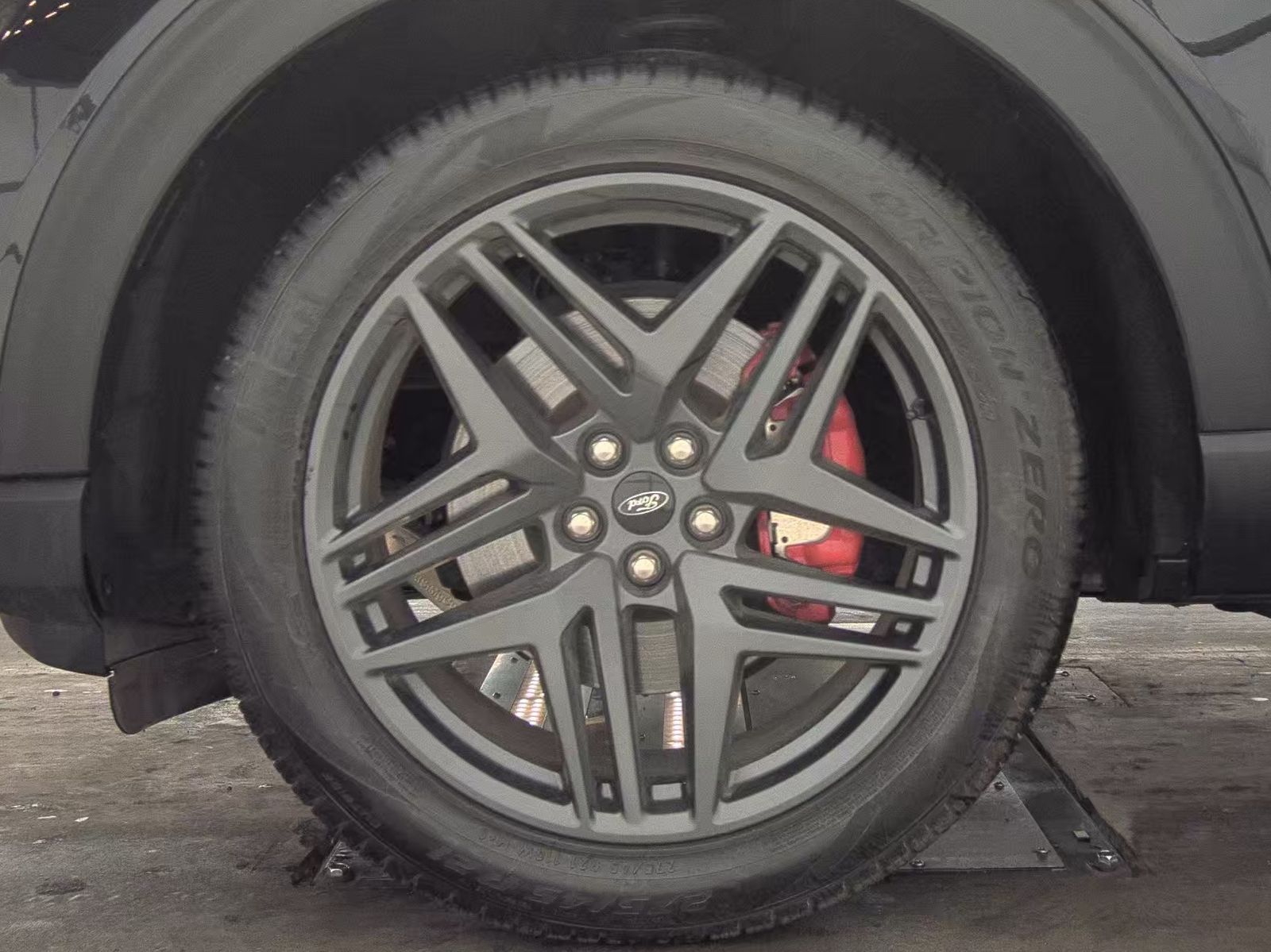 2025 Ford Explorer ST-Line AWD