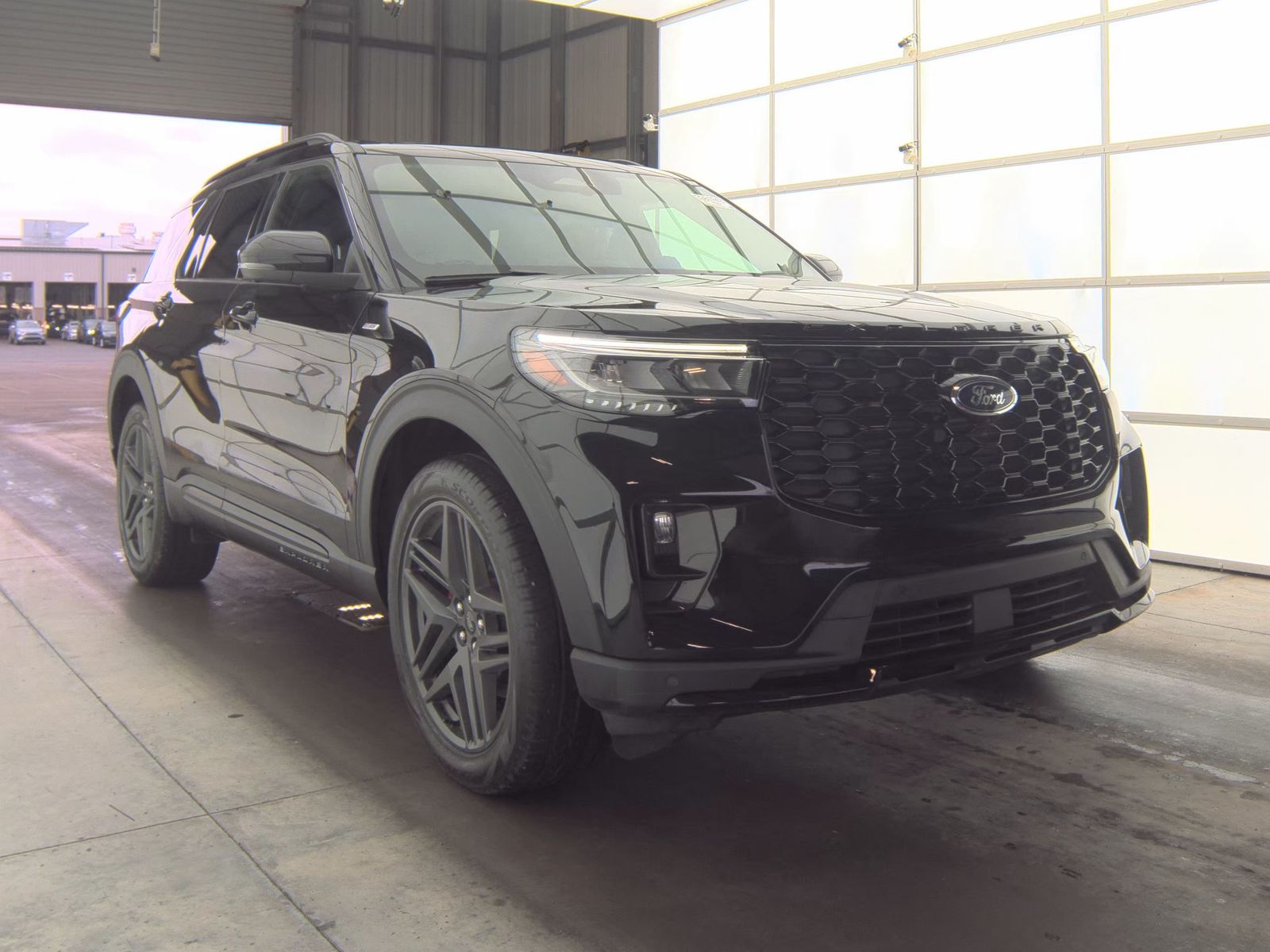 2025 Ford Explorer ST-Line AWD