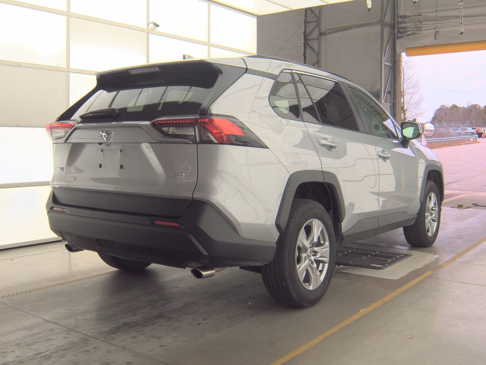 2025 Toyota RAV4 XLE FWD