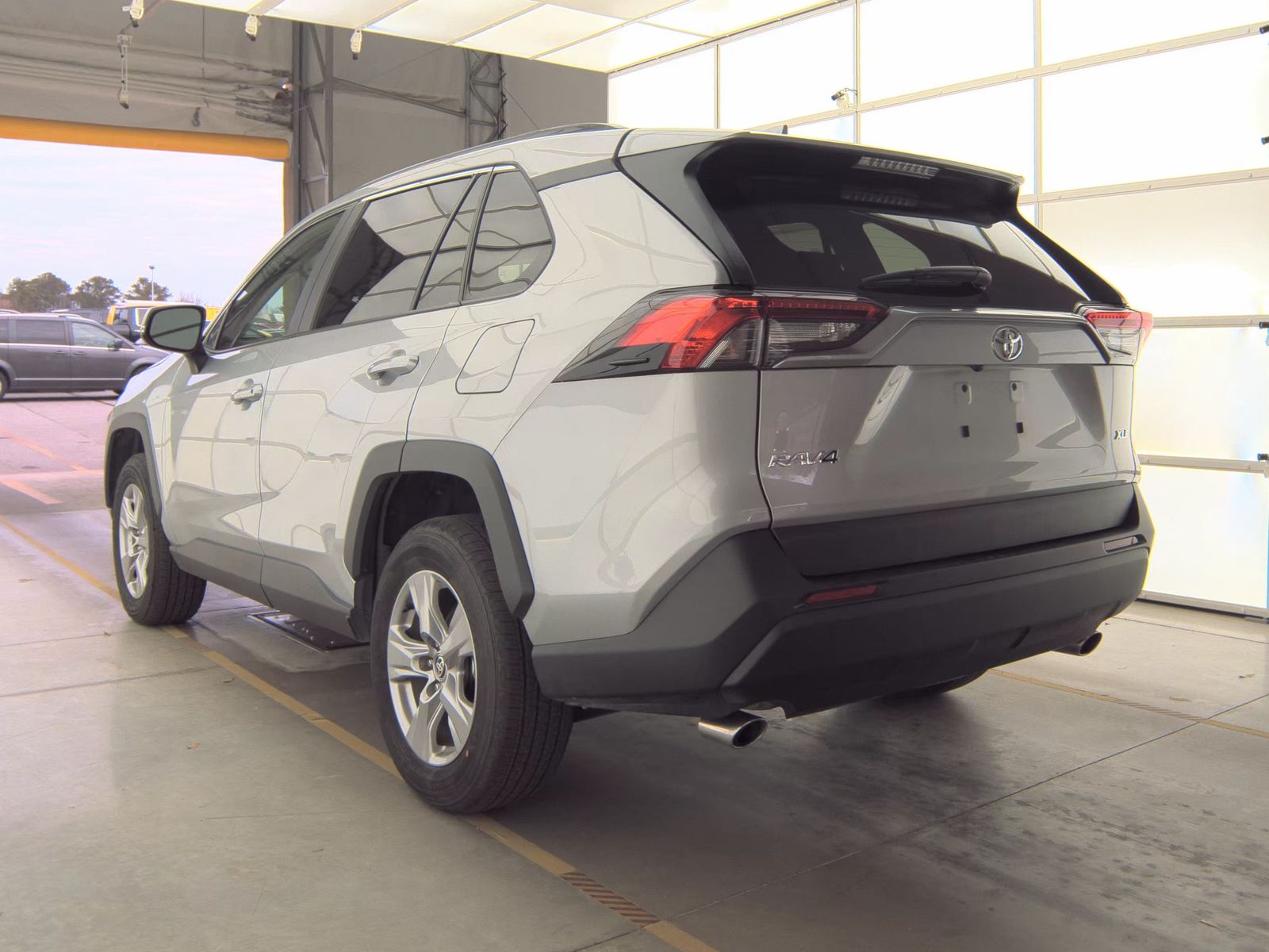 2025 Toyota RAV4 XLE FWD