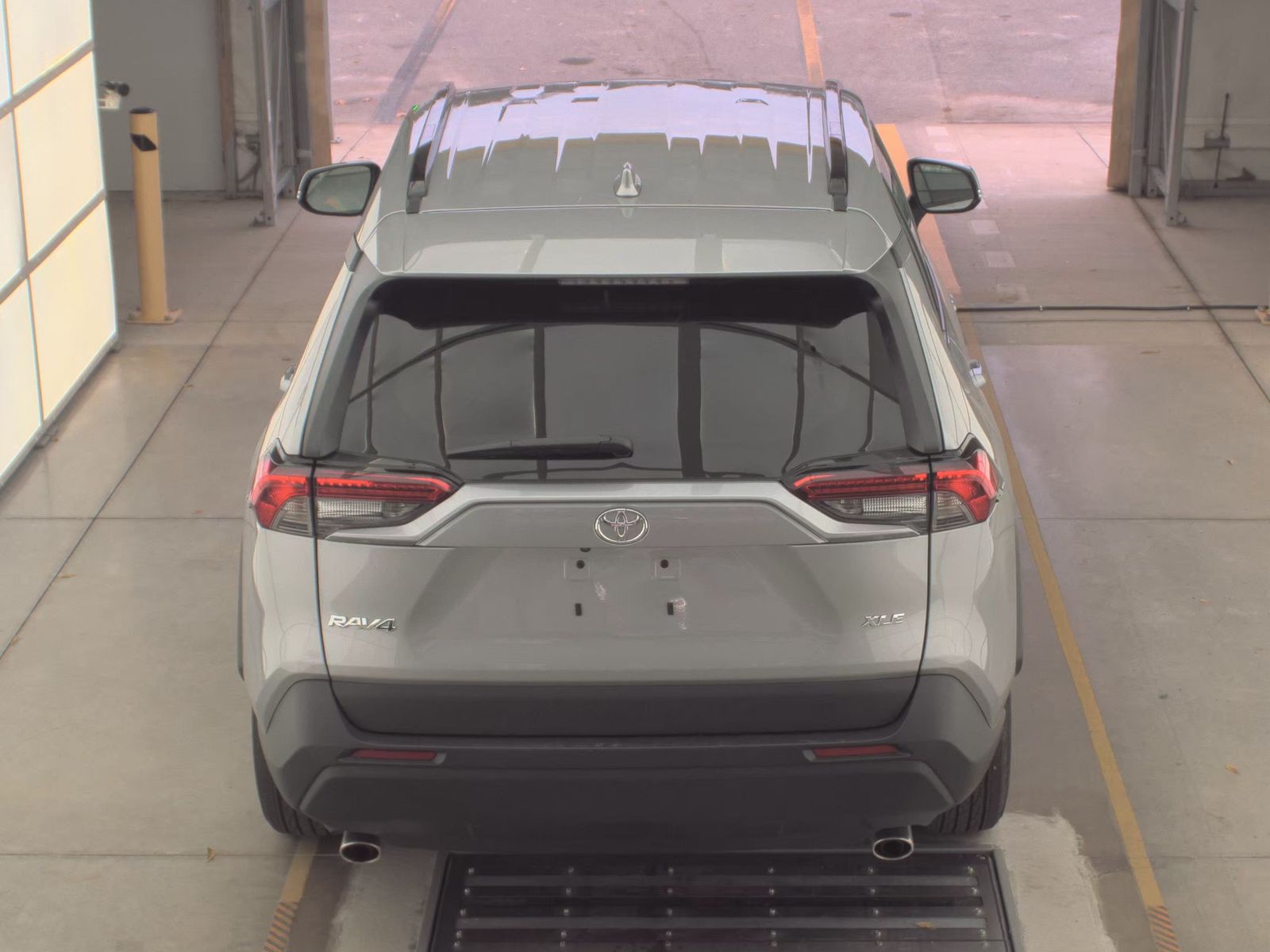 2025 Toyota RAV4 XLE FWD