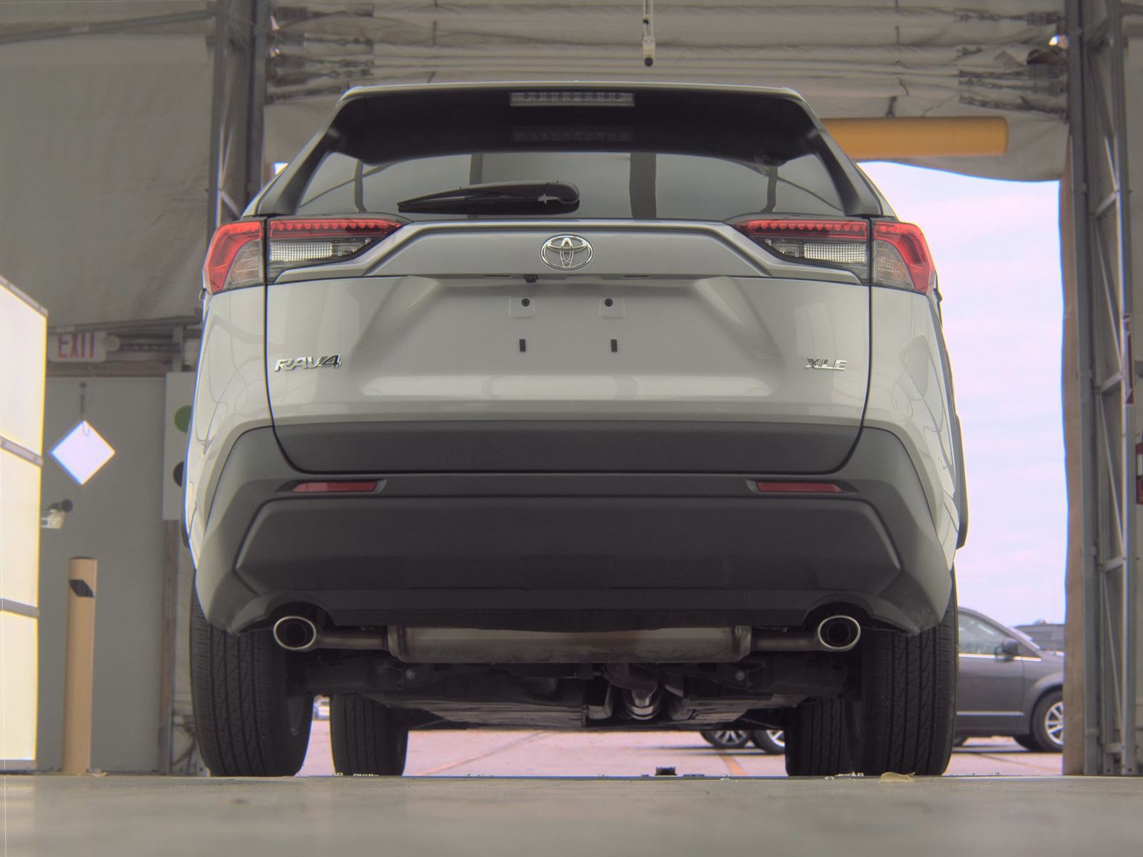 2025 Toyota RAV4 XLE FWD