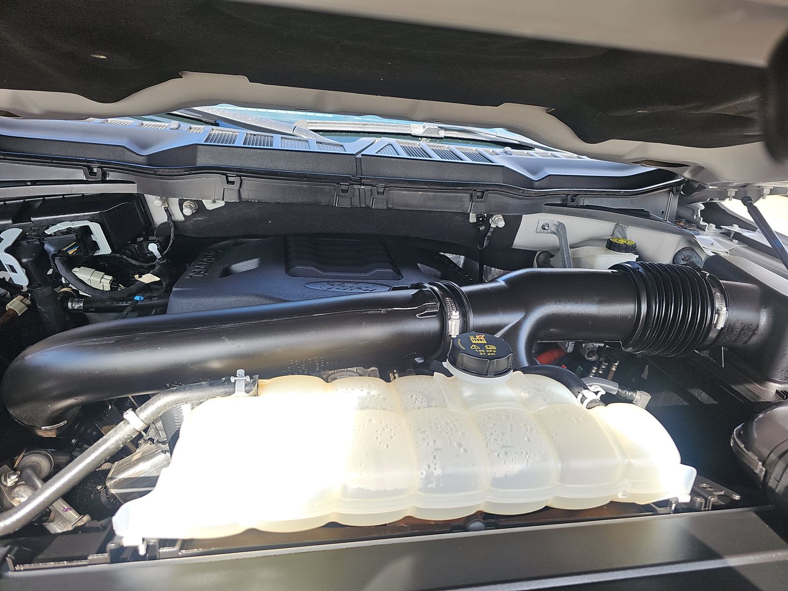 2022 Ford F-150 Lariat AWD