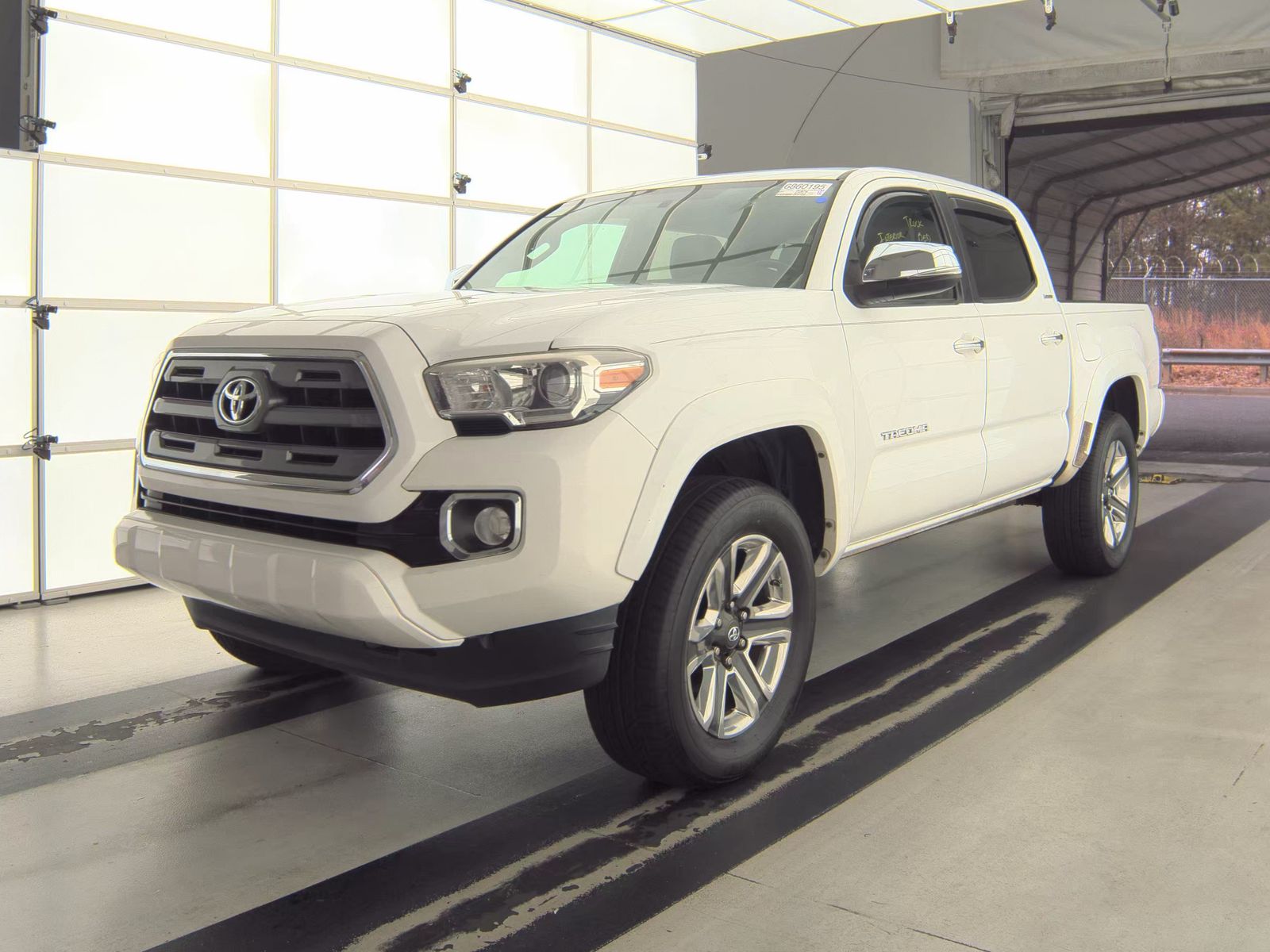 2017 Toyota Tacoma Limited RWD