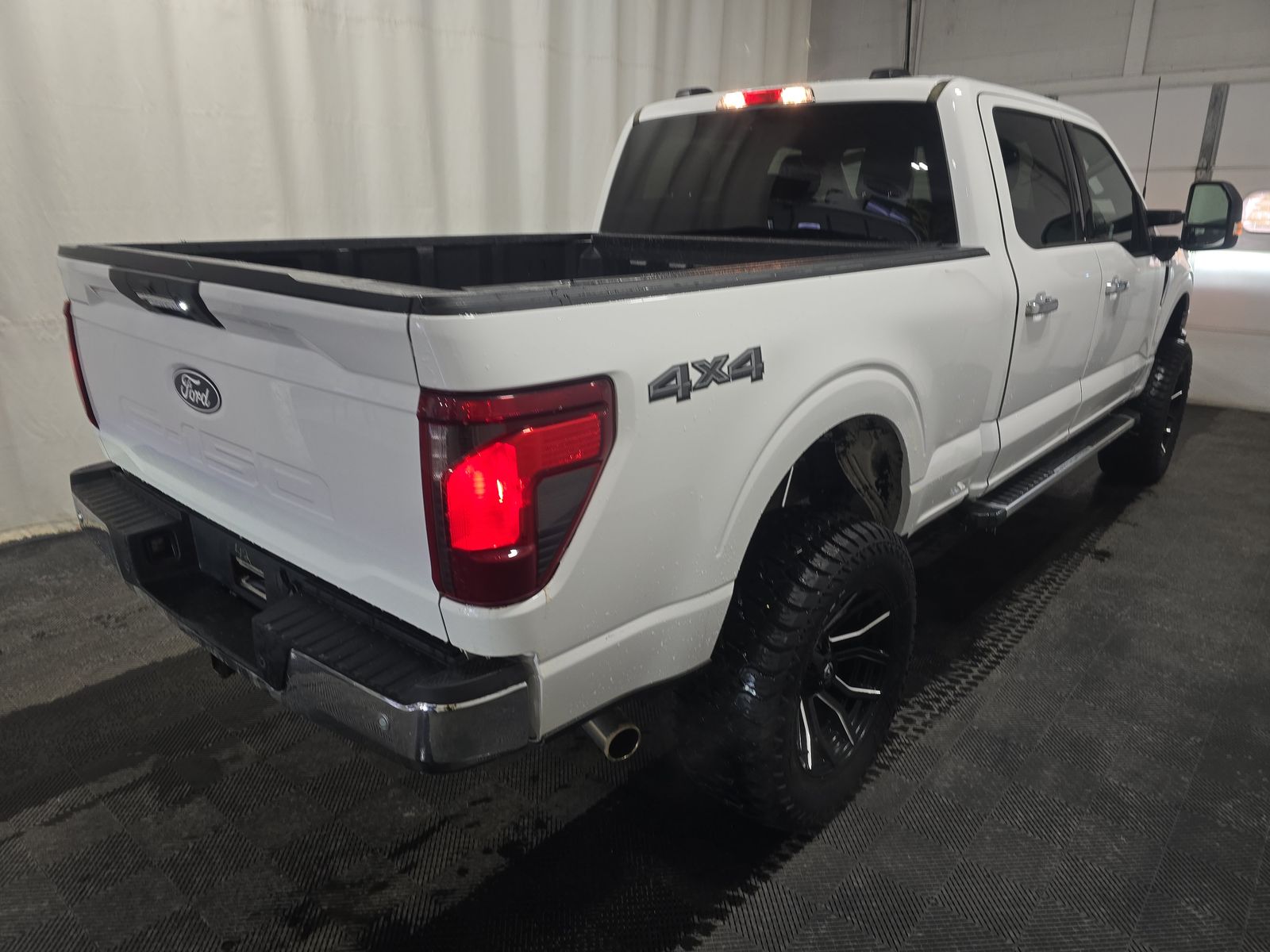 2024 Ford F-150 XLT AWD