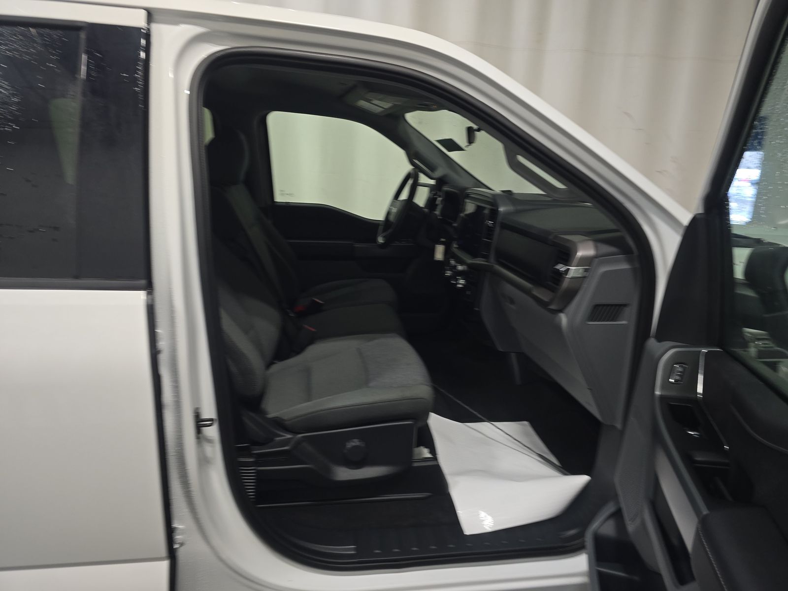 2025 Ford F-150 XLT AWD