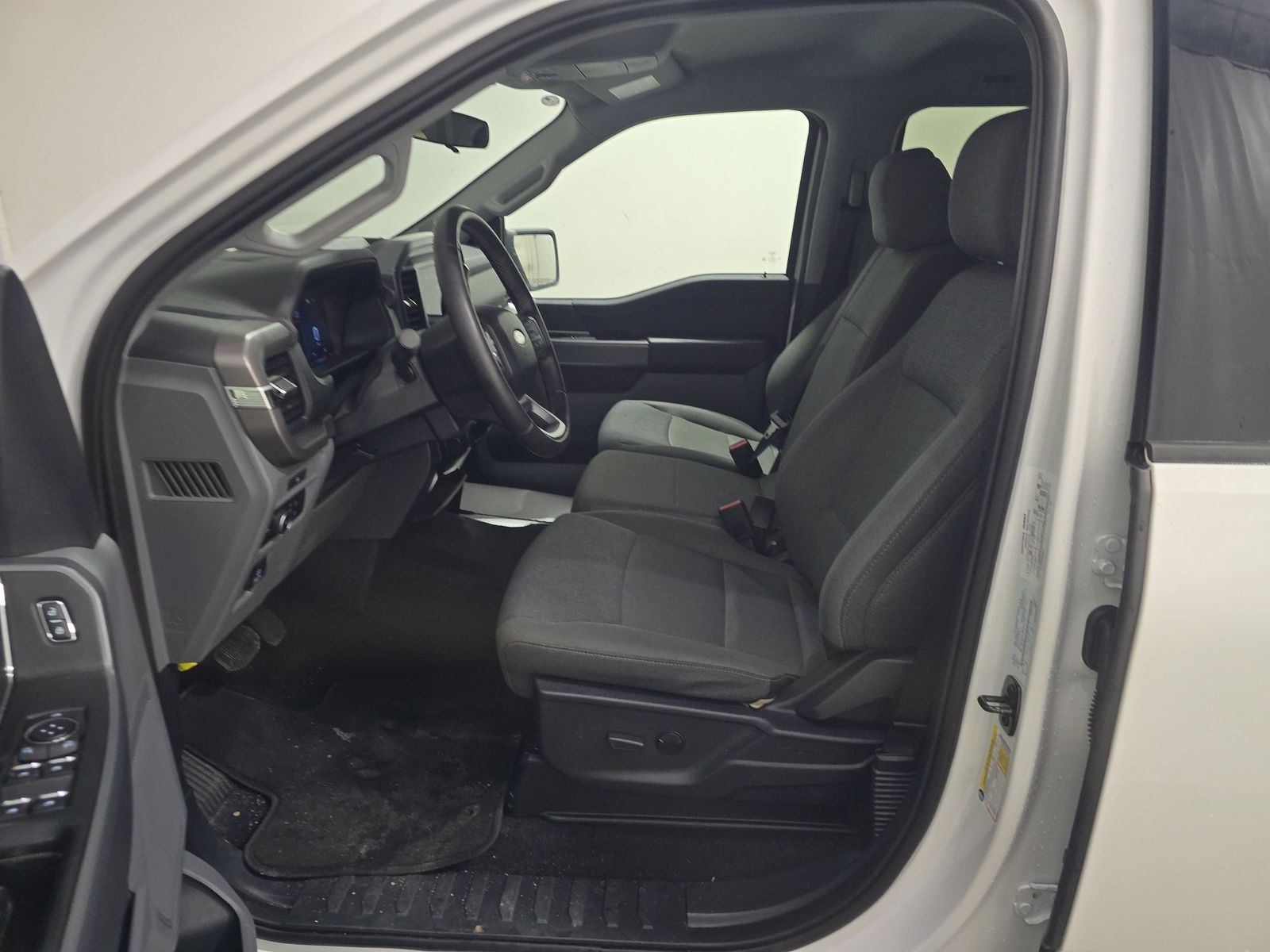 2025 Ford F-150 XLT AWD