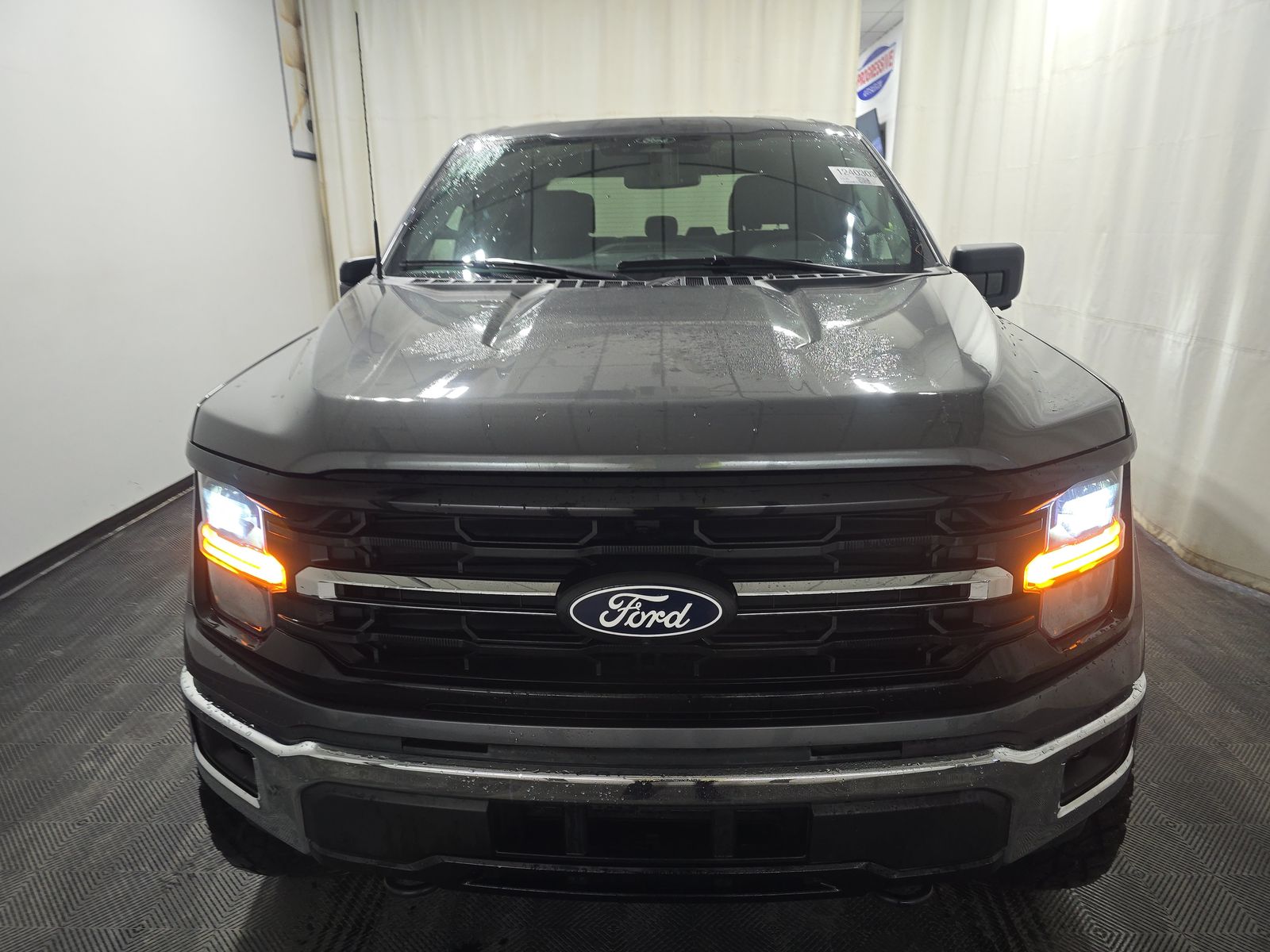 2024 Ford F-150 XLT AWD