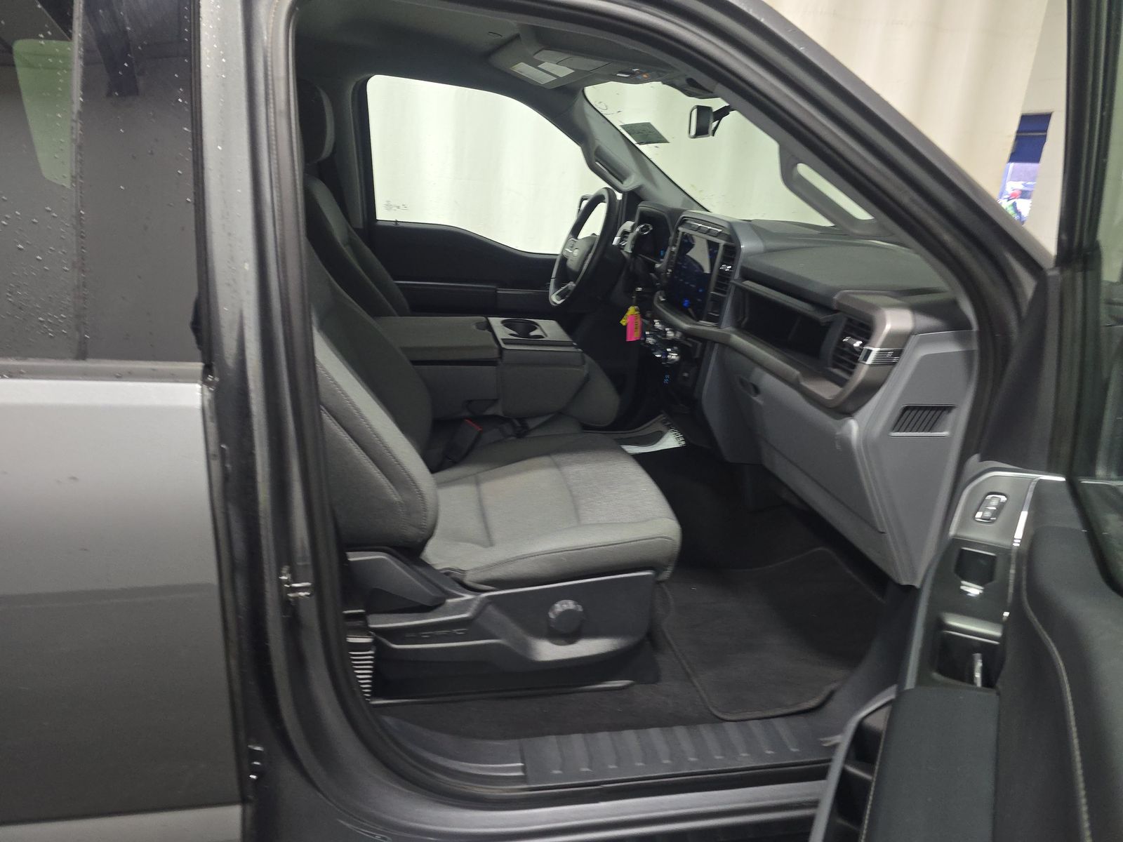 2024 Ford F-150 XLT AWD