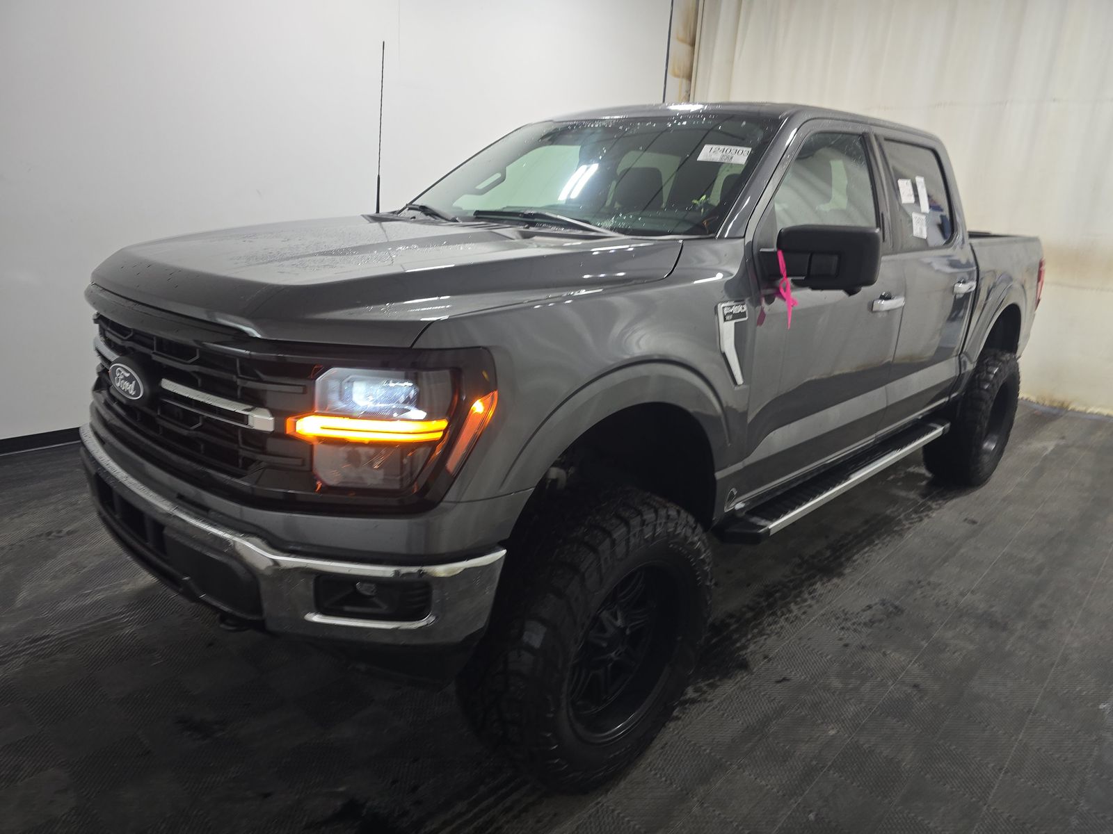 2024 Ford F-150 XLT AWD