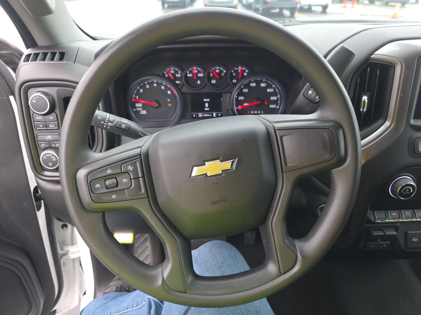 2023 Chevrolet Silverado 1500 Custom AWD