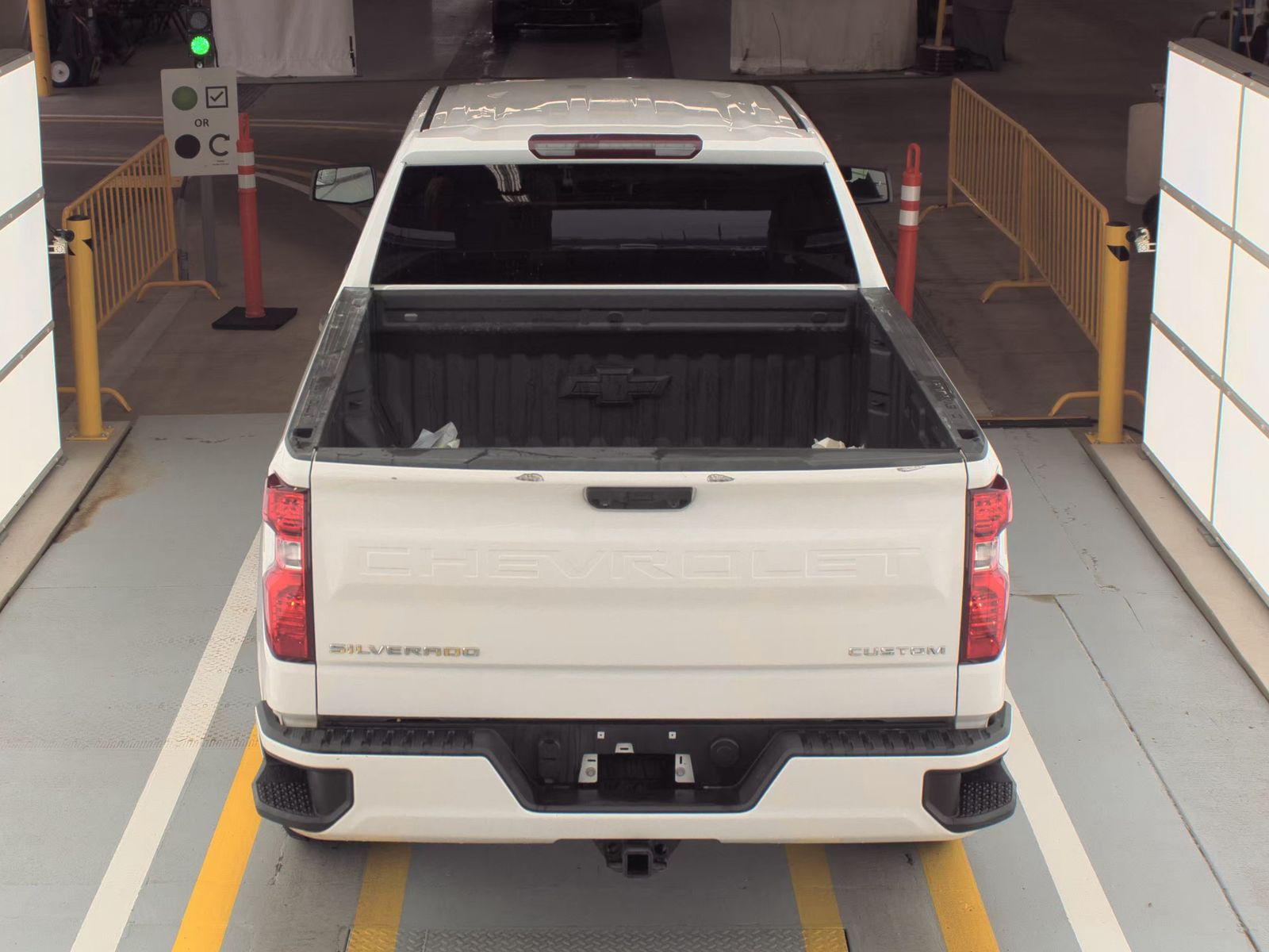 2023 Chevrolet Silverado 1500 Custom AWD