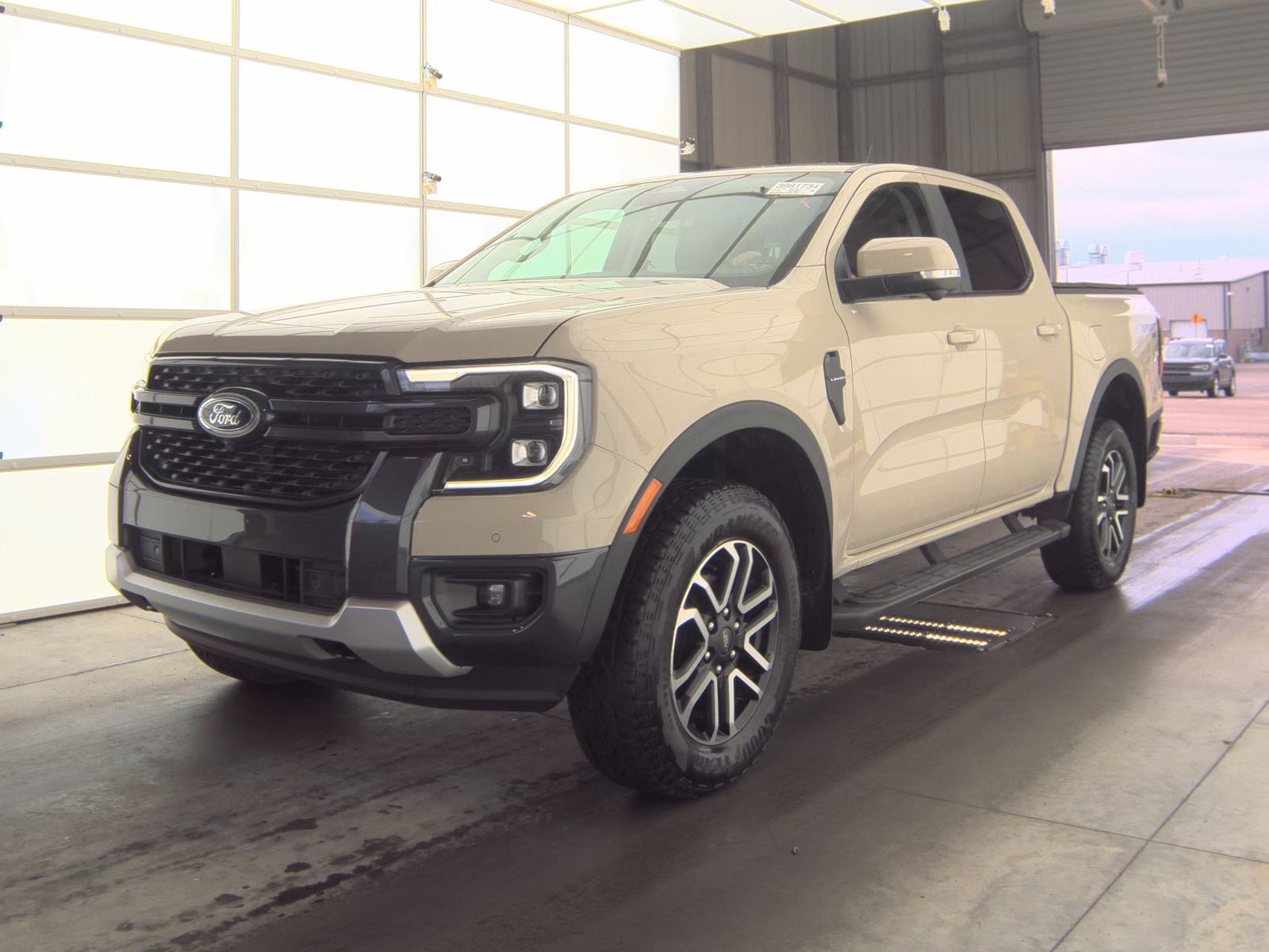 2025 Ford Ranger LARIAT AWD