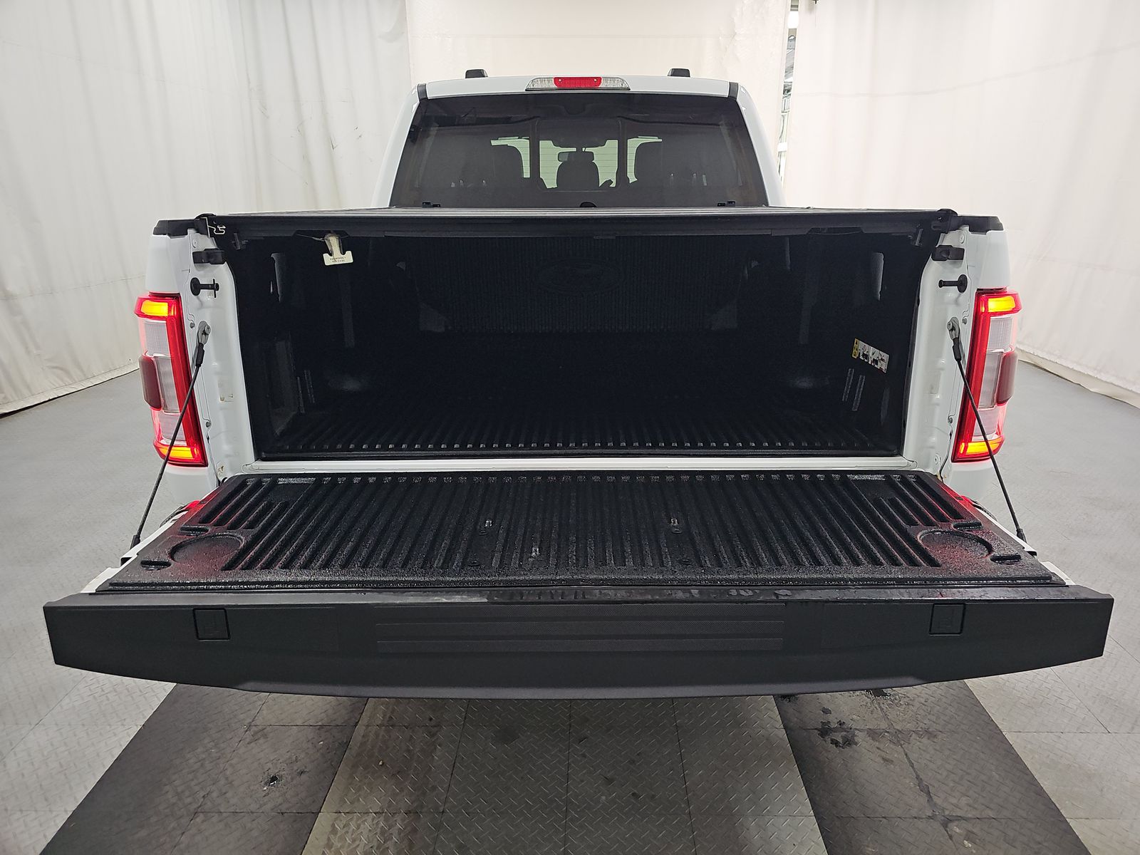 2023 Ford F-150 Lariat AWD