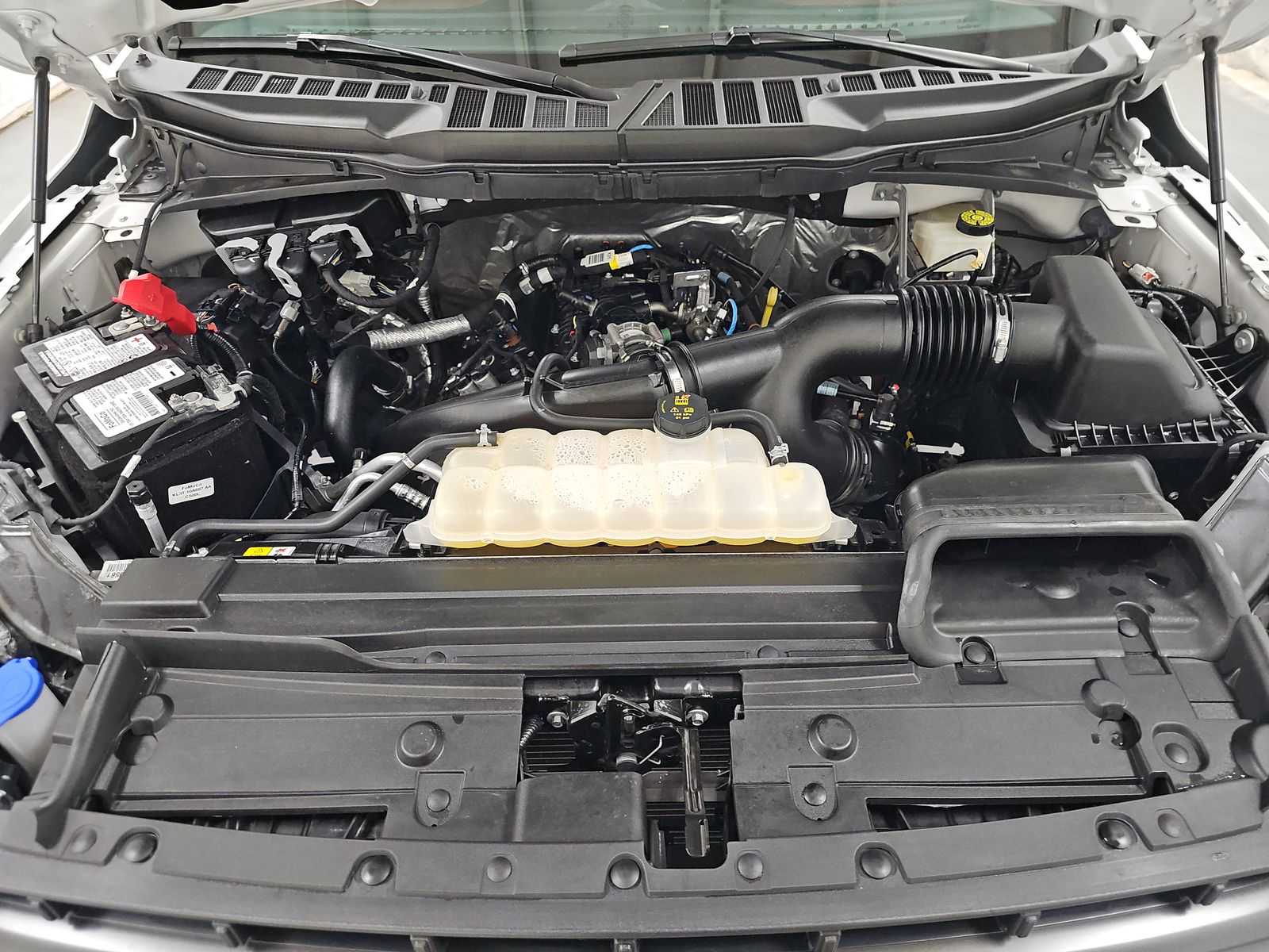 2023 Ford F-150 Lariat AWD