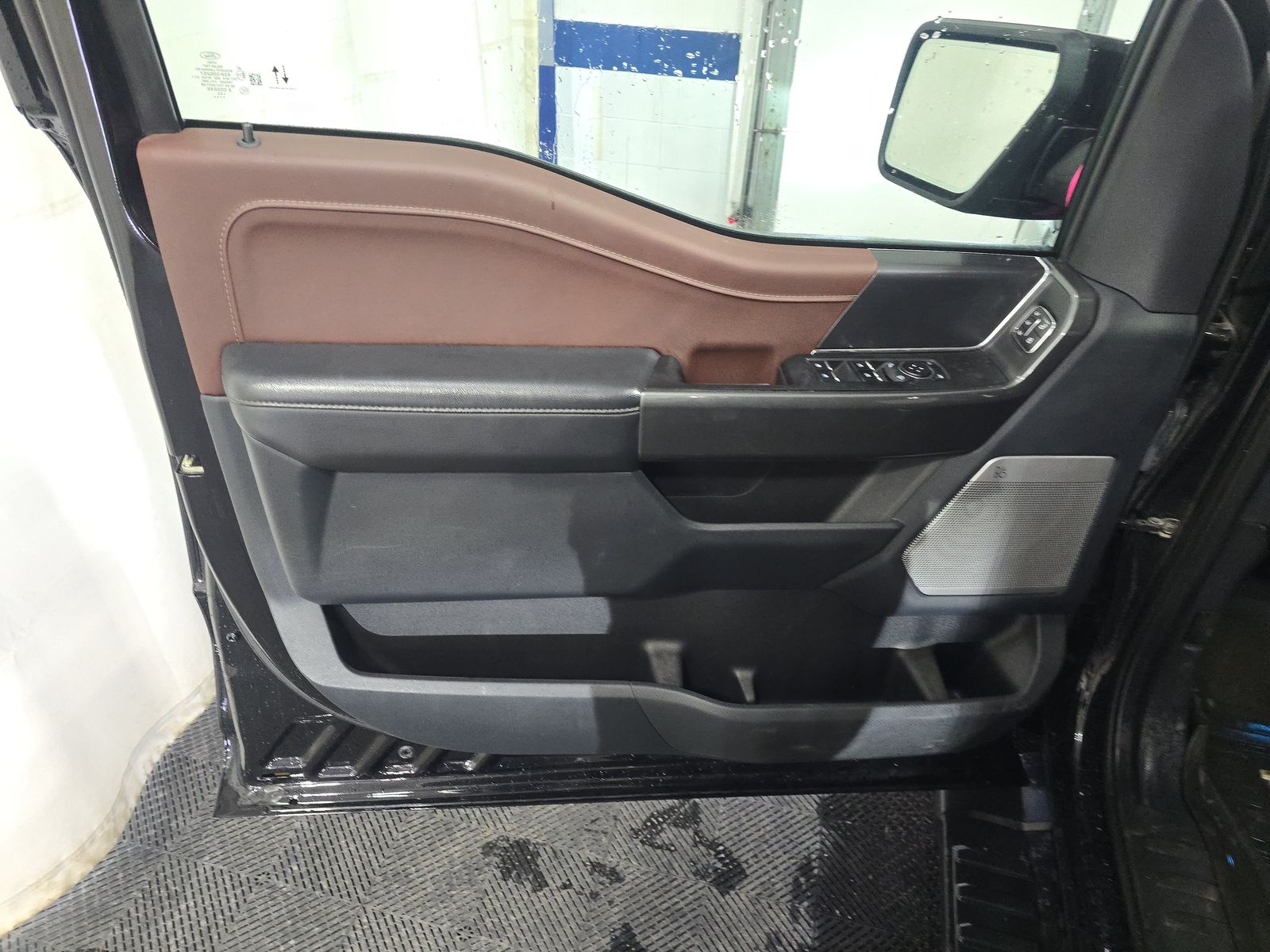 2023 Ford F-150 Lariat AWD